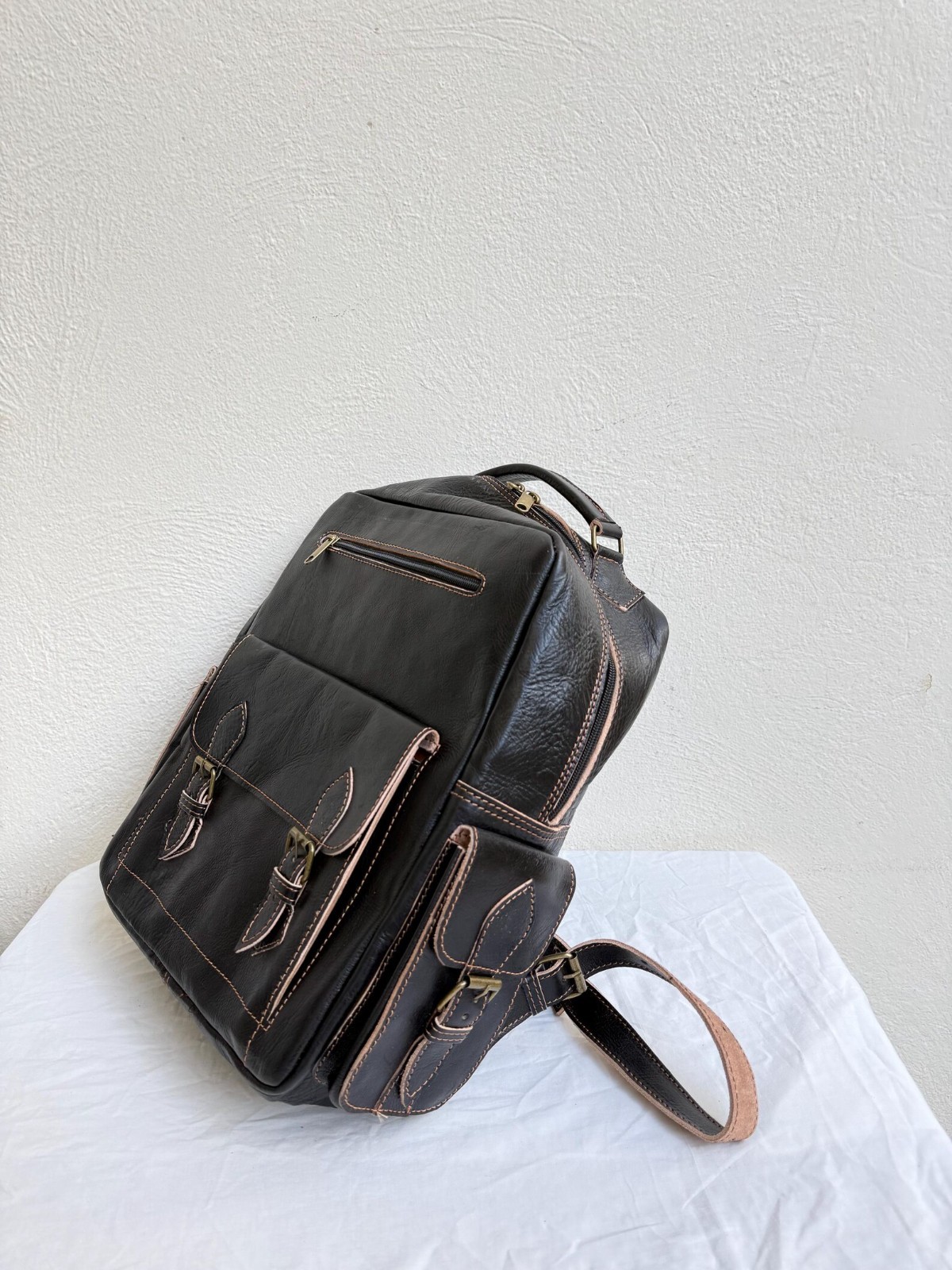 Handcrafted Genuine Leather Backpack – Black Color | 45 × 33 cm | Handmade