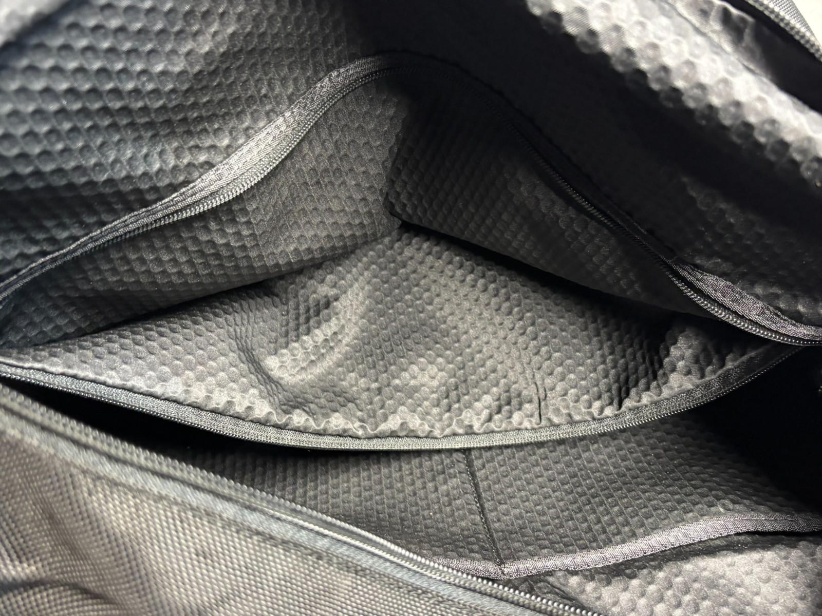 Tumi Alpha Bravo Briefcase Laptop Bag Black Large Carry On Travel Shoulder Strap
