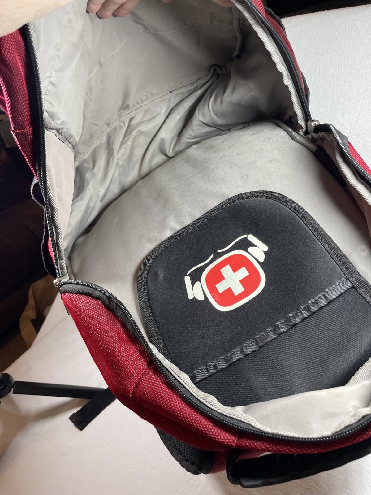 SwissGear Airflow Backpack Red Black Multi Pocket Laptop Travel School Bag
