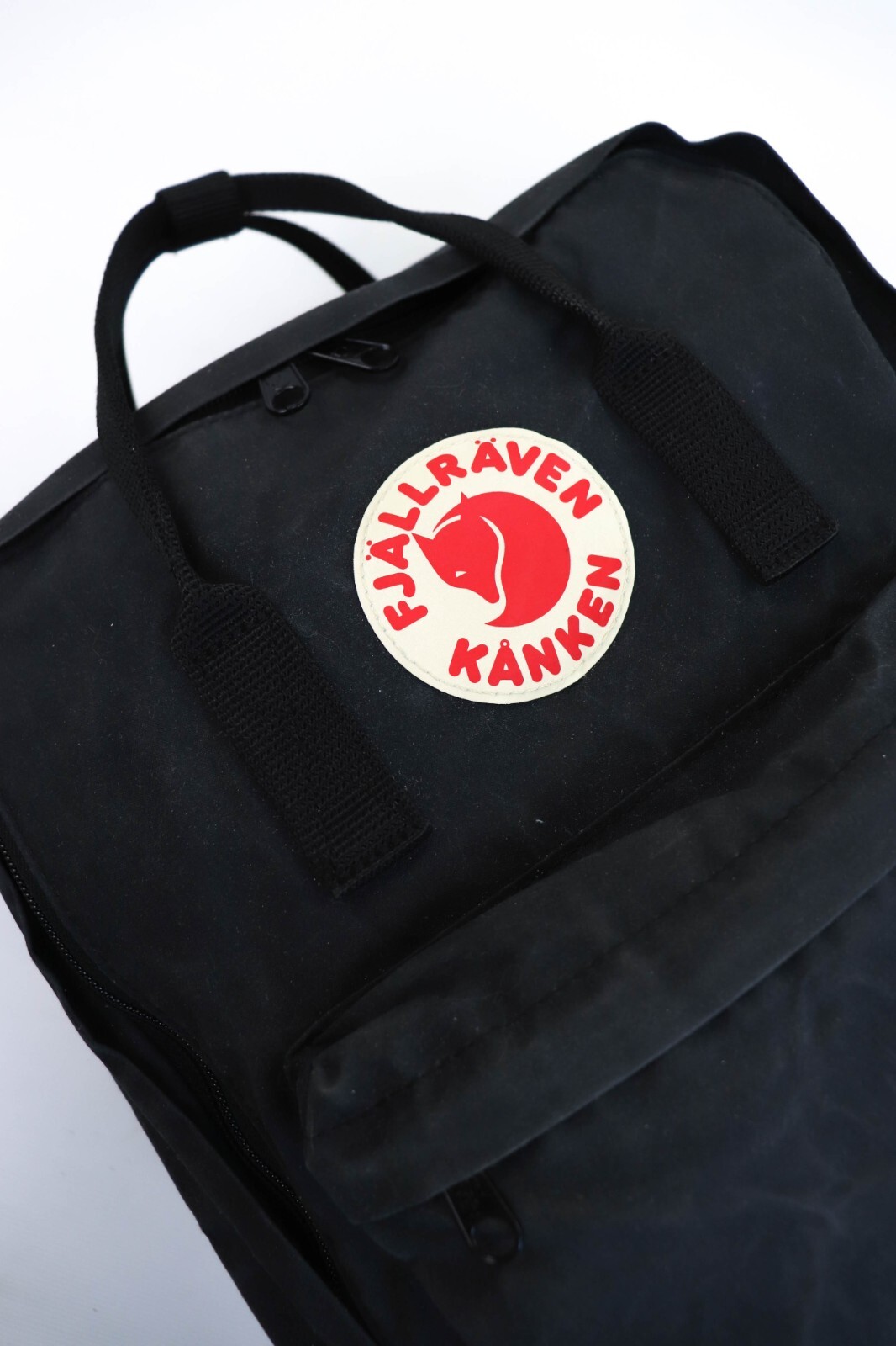 Fjallraven Kanken 16L 38x27x13 CM Black Waxed Backpack