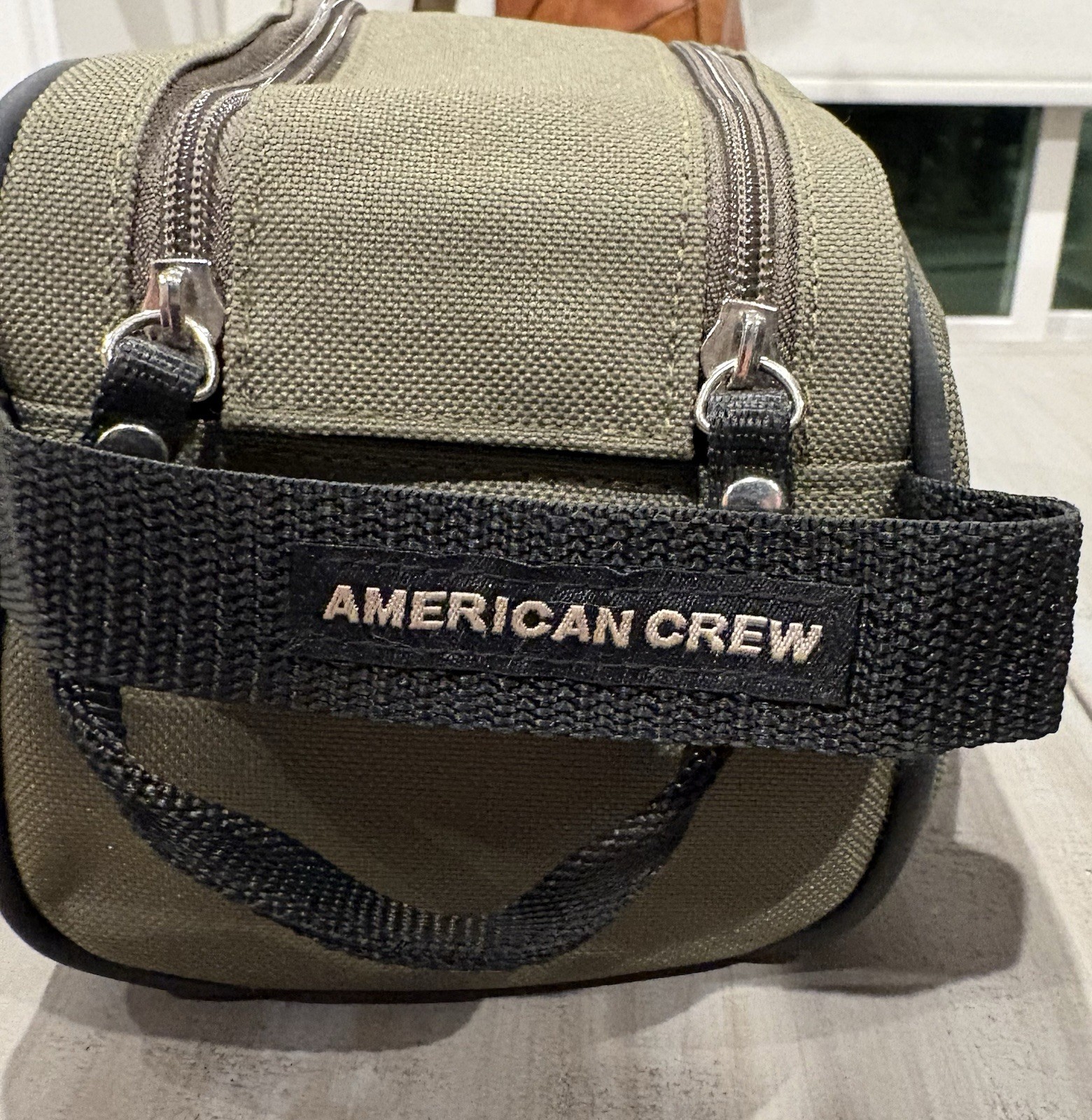 Vintage American Crew OO Green Shaving Bag. Men’s Toiletries
