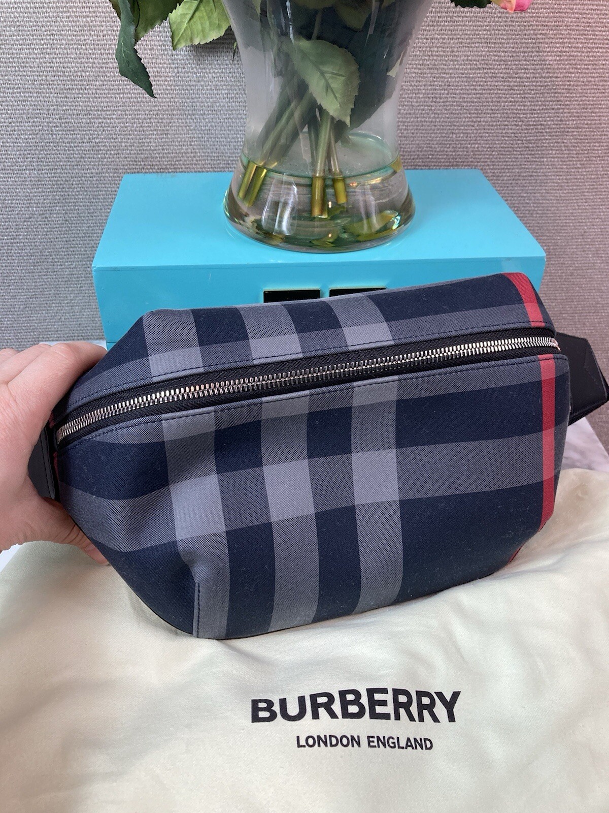 NWT Authentic Burberry Navy Grey IP Check Canvas Sonny Belt Bag – $910 Retail