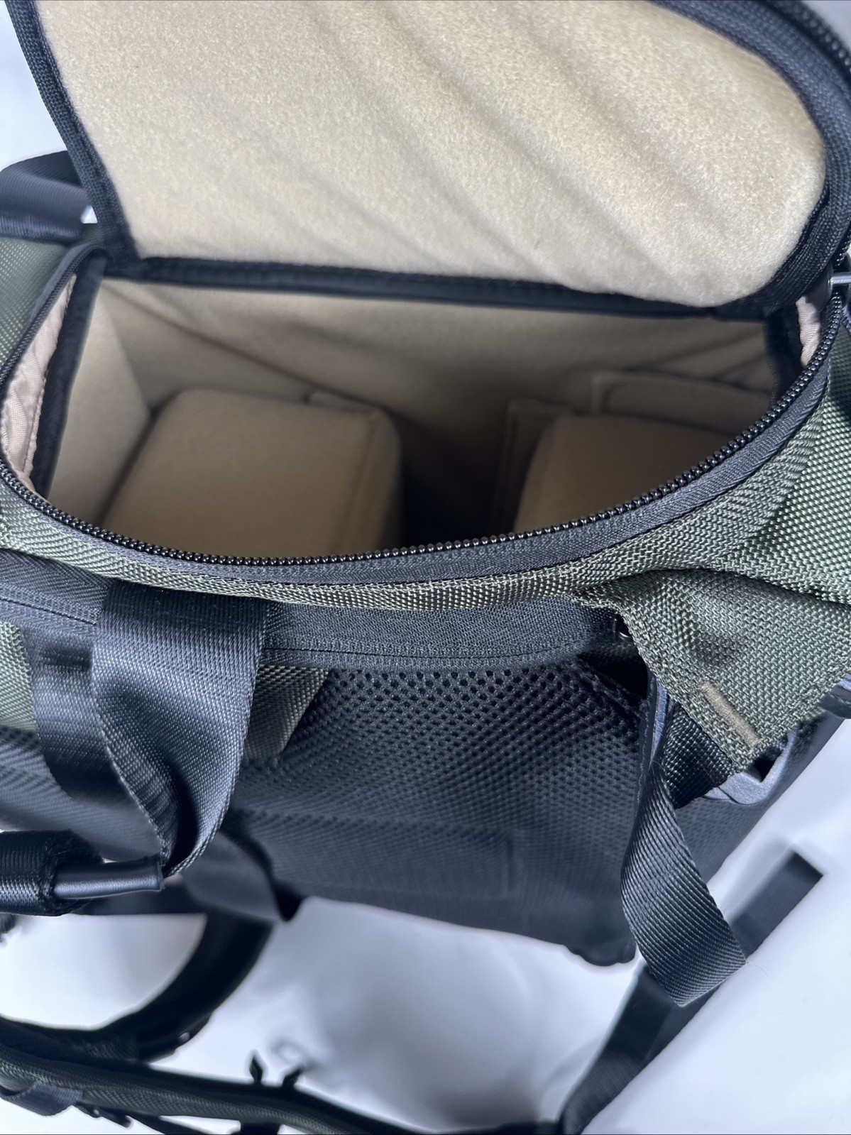 VANGUARD VEO SELECT 41 Backpack 3-Way Camera Bag Green Travel Film Photography