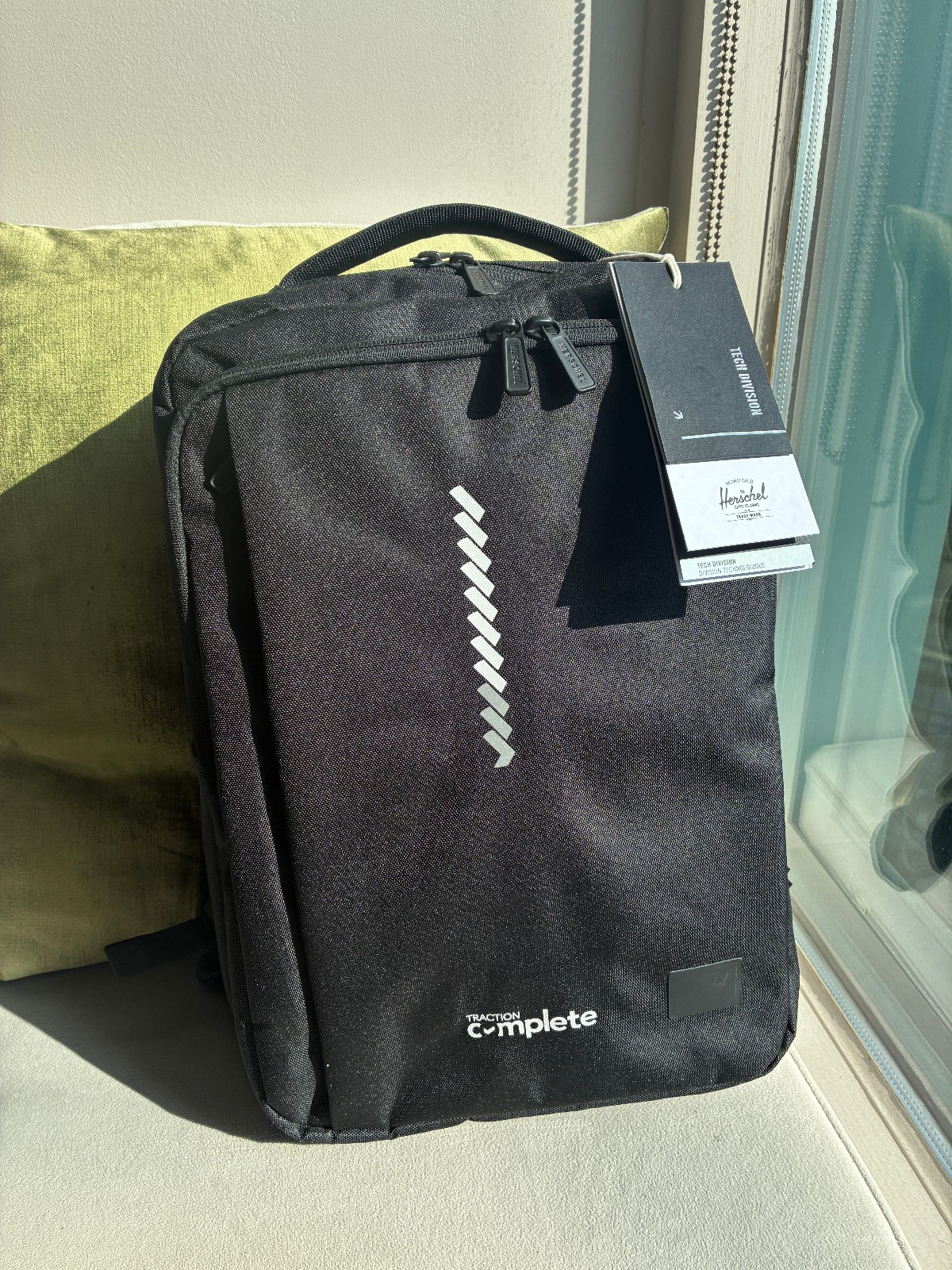 Herschel Kaslo Daypack Tech 20L Black Backpack