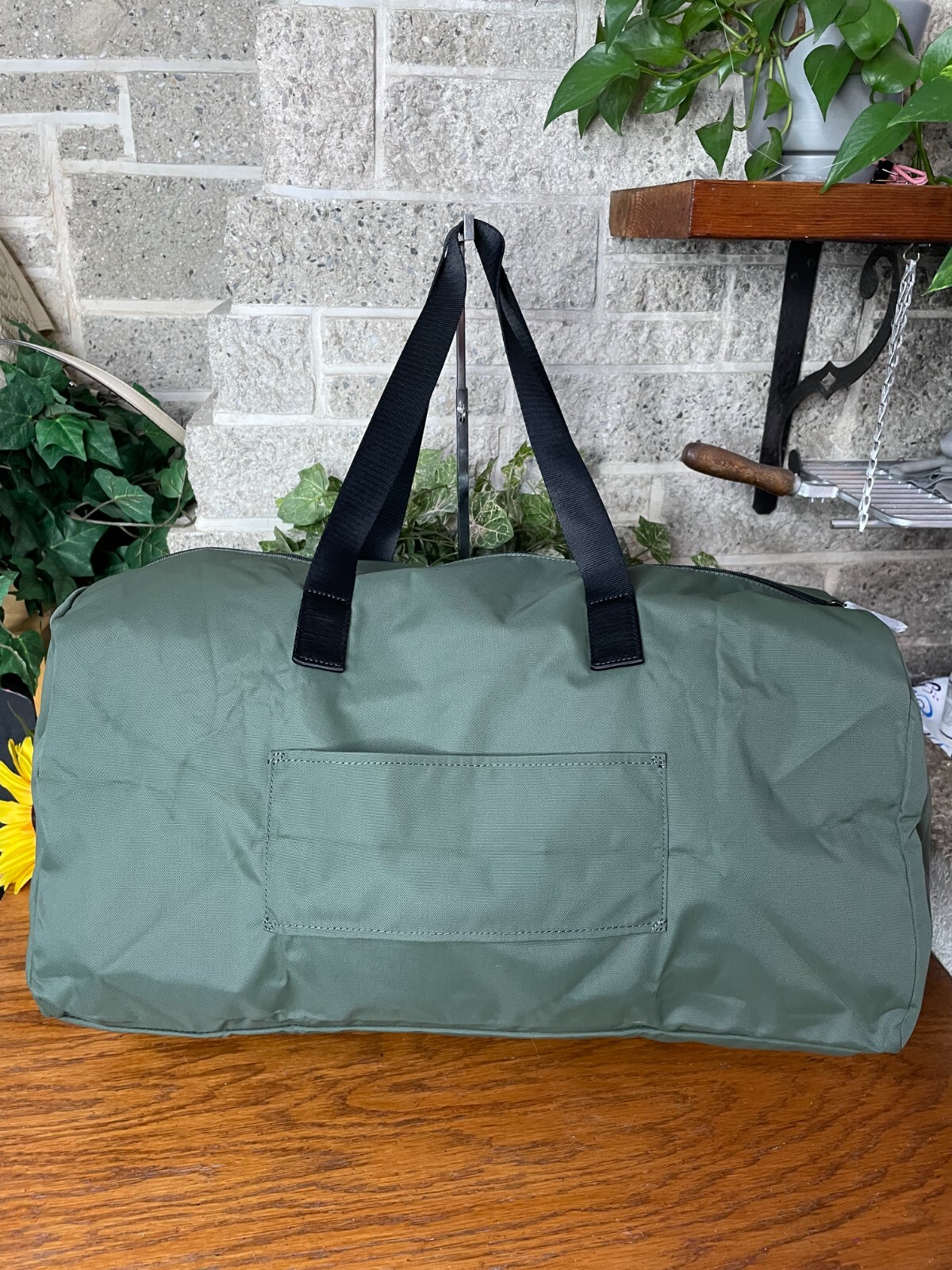 NWT TUMI OLIVE GREEN PACKABLE DUFFLE FOLDABLE DUFFEL TOTE BAG TRAVEL CARRYON