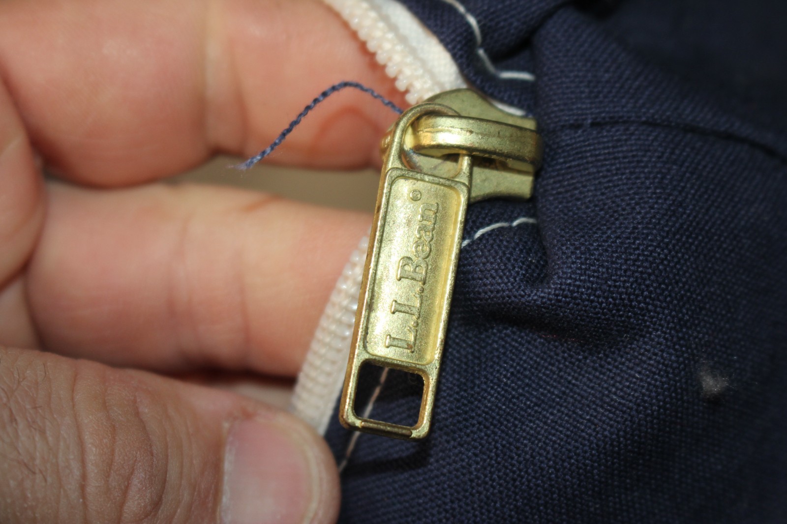 LL Bean Boat & Tote Bag Blue/Ivory Zip Top Made in USA Embroidered Logo 17″