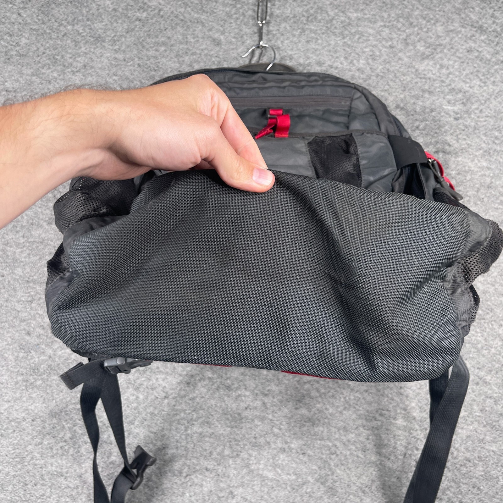 The North Face Recon Backpack Padded Hiking Travel School Laptop Grey