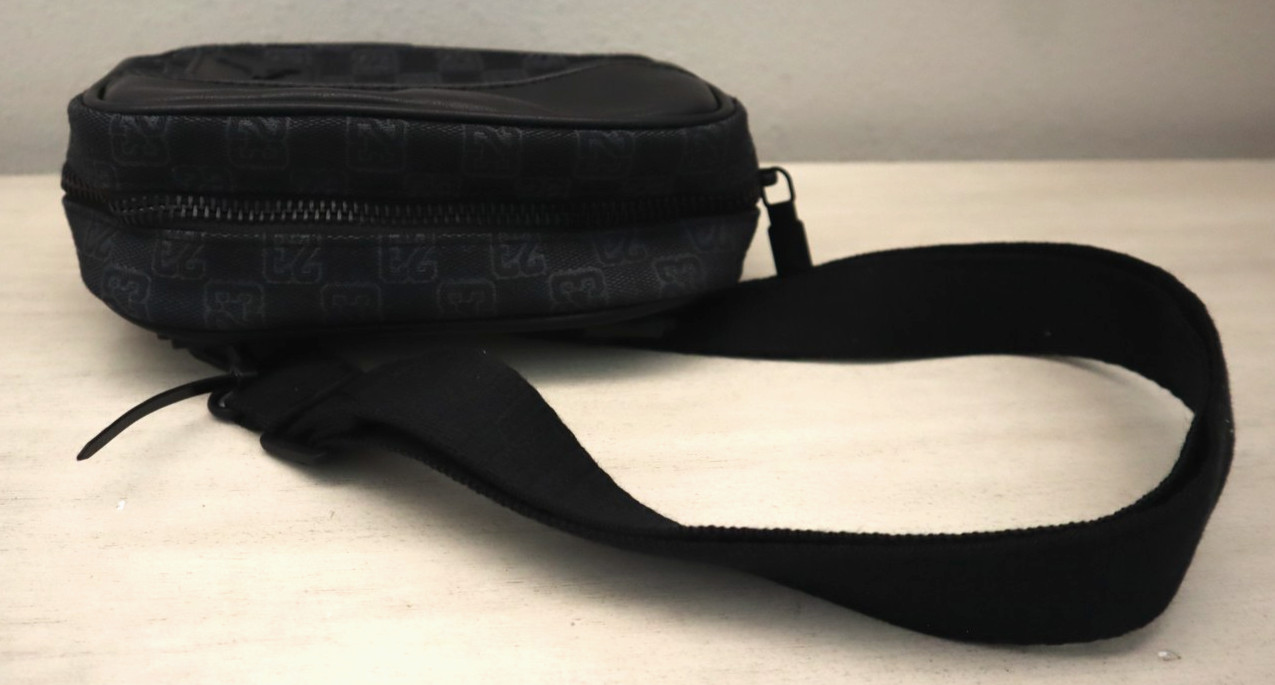 Nike Jordan MA0981 -KK2 Men’s O/S Black 23 Monogram Camera/Crossbody Bag 1.5L