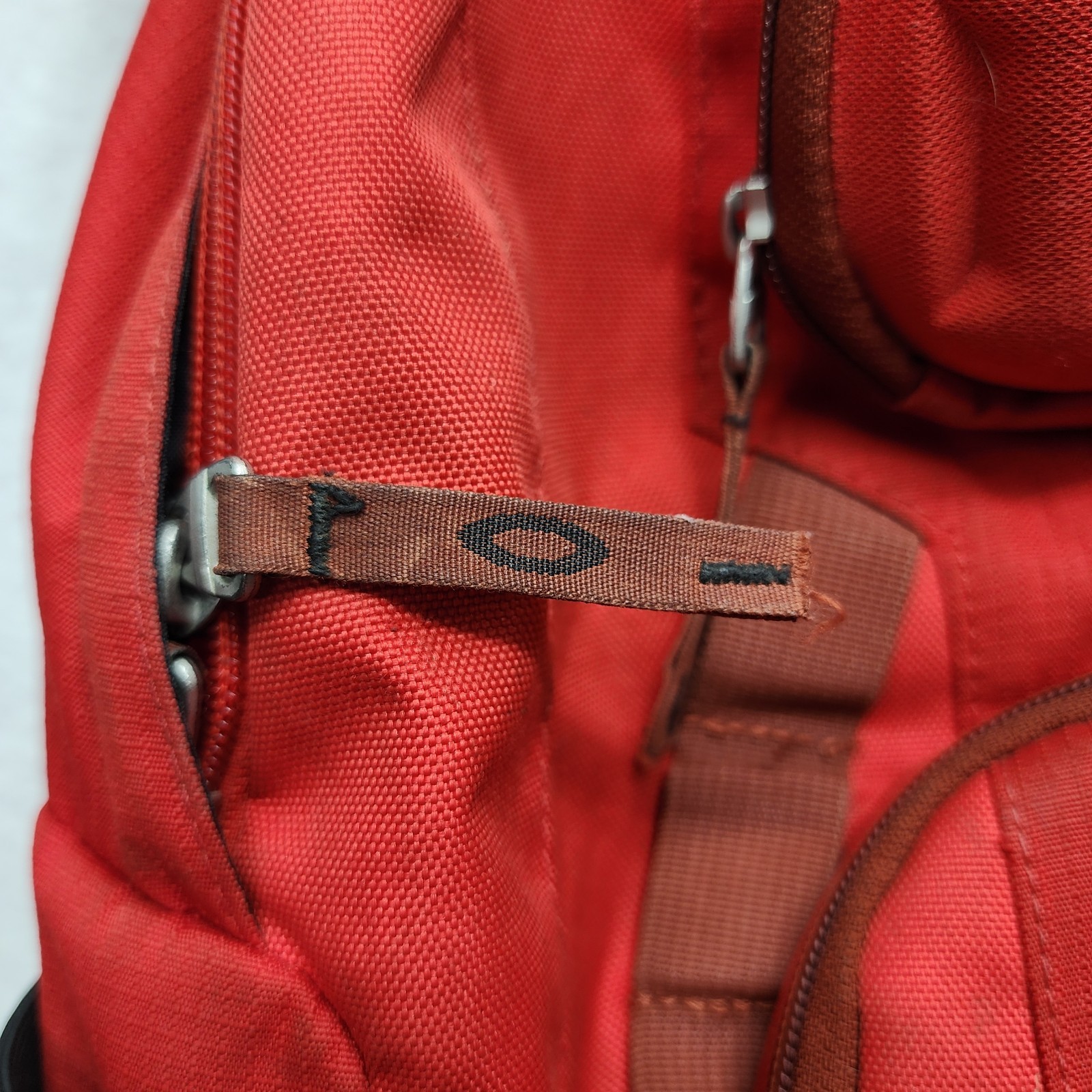 Oakley Backpack Y2K Factory Pilot ON AIR Media Crew 92610-465 16452 Red