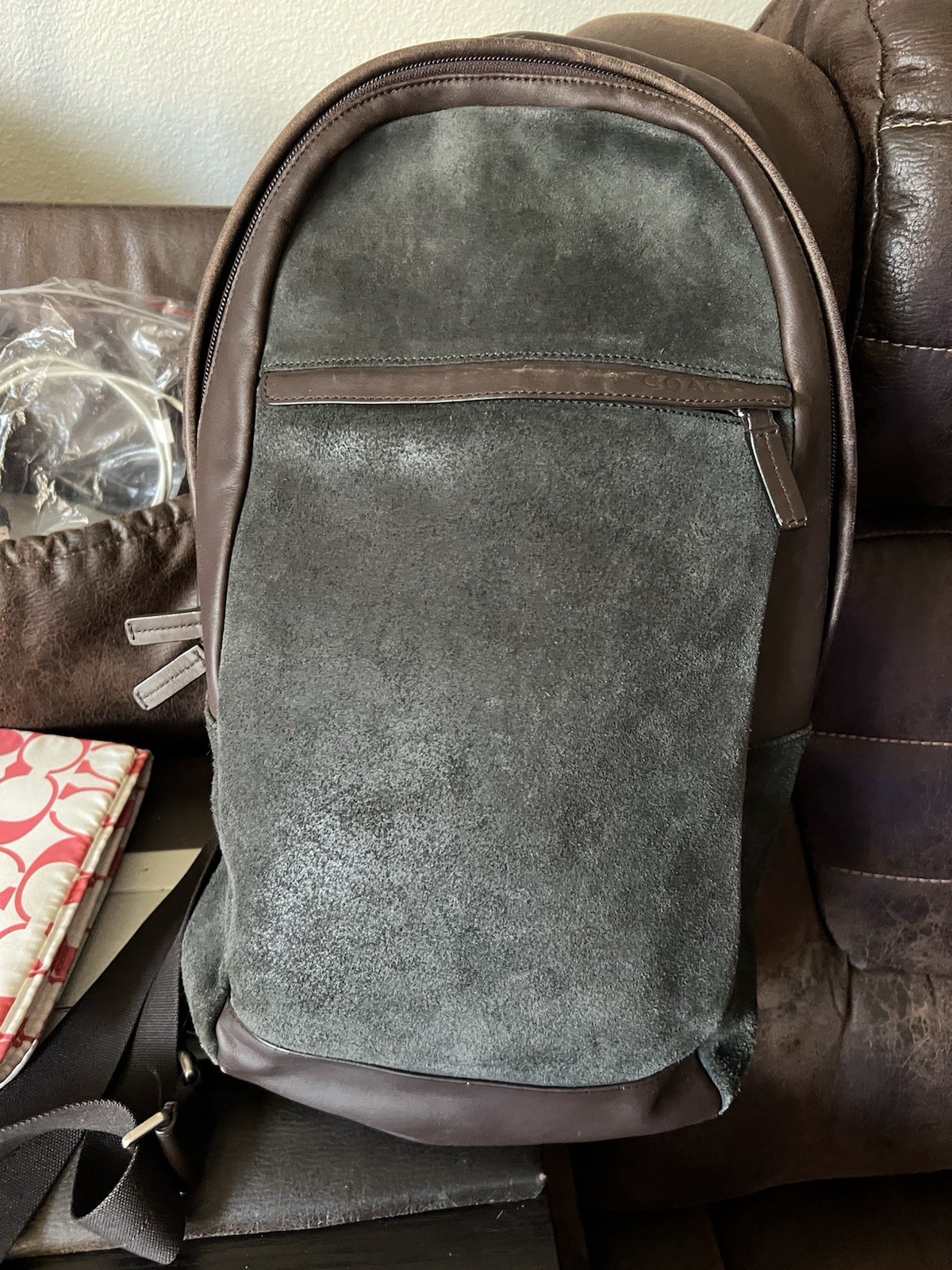 Coach Men’s Backpack Brown/Gray Solid Zip Closure Adjustable Straps