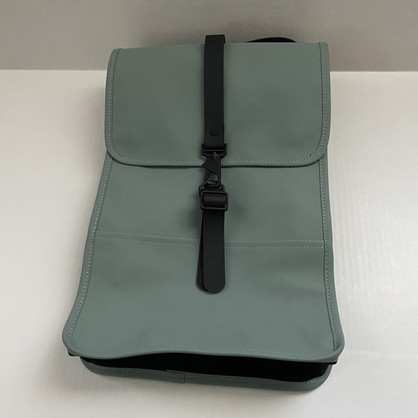 Rains Backpack Mini Unisex Green Waterproof Bag w/ Magnetic Flap 16x11x4 EUC