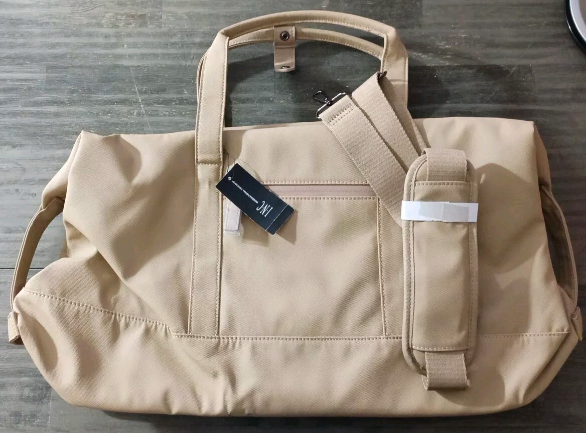 INC INTERNATIONAL CONCEPTS Beige Rubberized Duffel Weekender Carry Bag $100