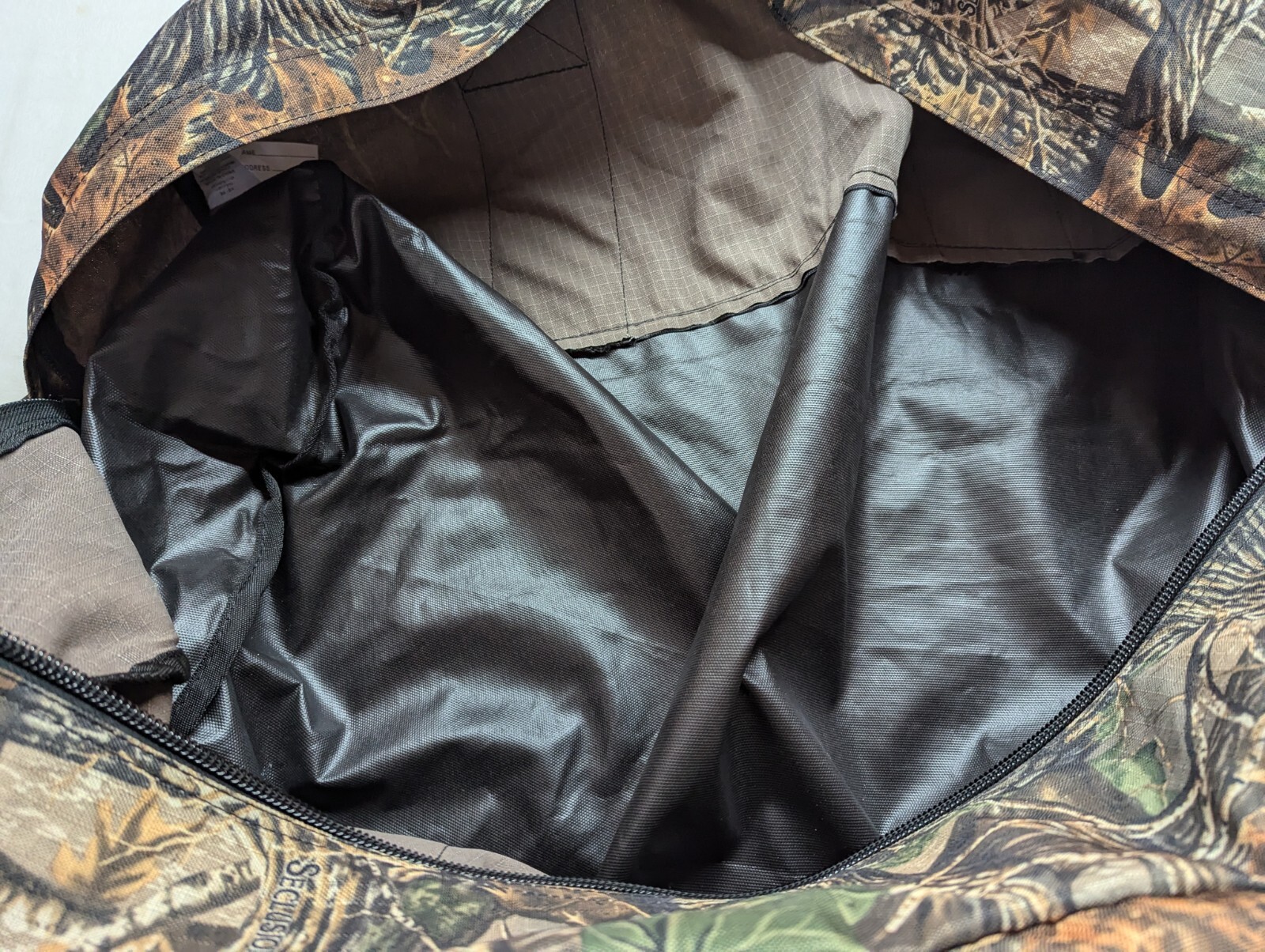 Cabela’s Seclusion 3D Camouflage Duffel Bag Carry On Weekender Outdoors VTG