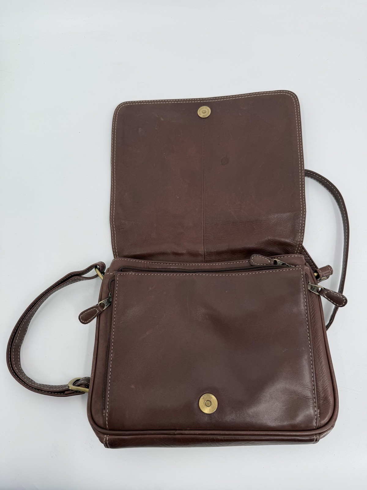 CHAOS Rust Brown Leather Medium Messenger Bag Organizer Office Commute Travel