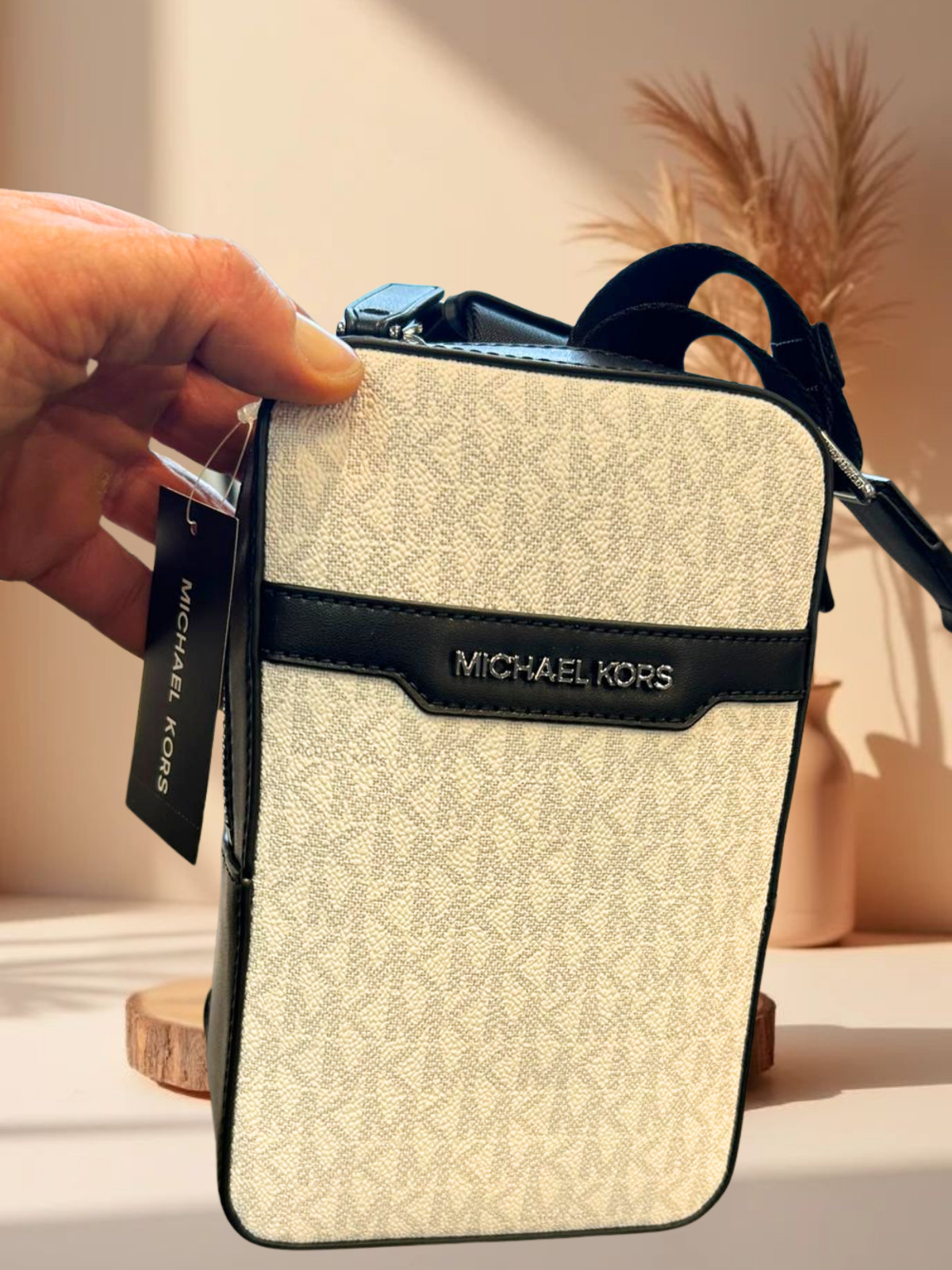 Michael Kors Cooper Men Medium Logo Crossbody Fanny Pack Waist Bag Variation