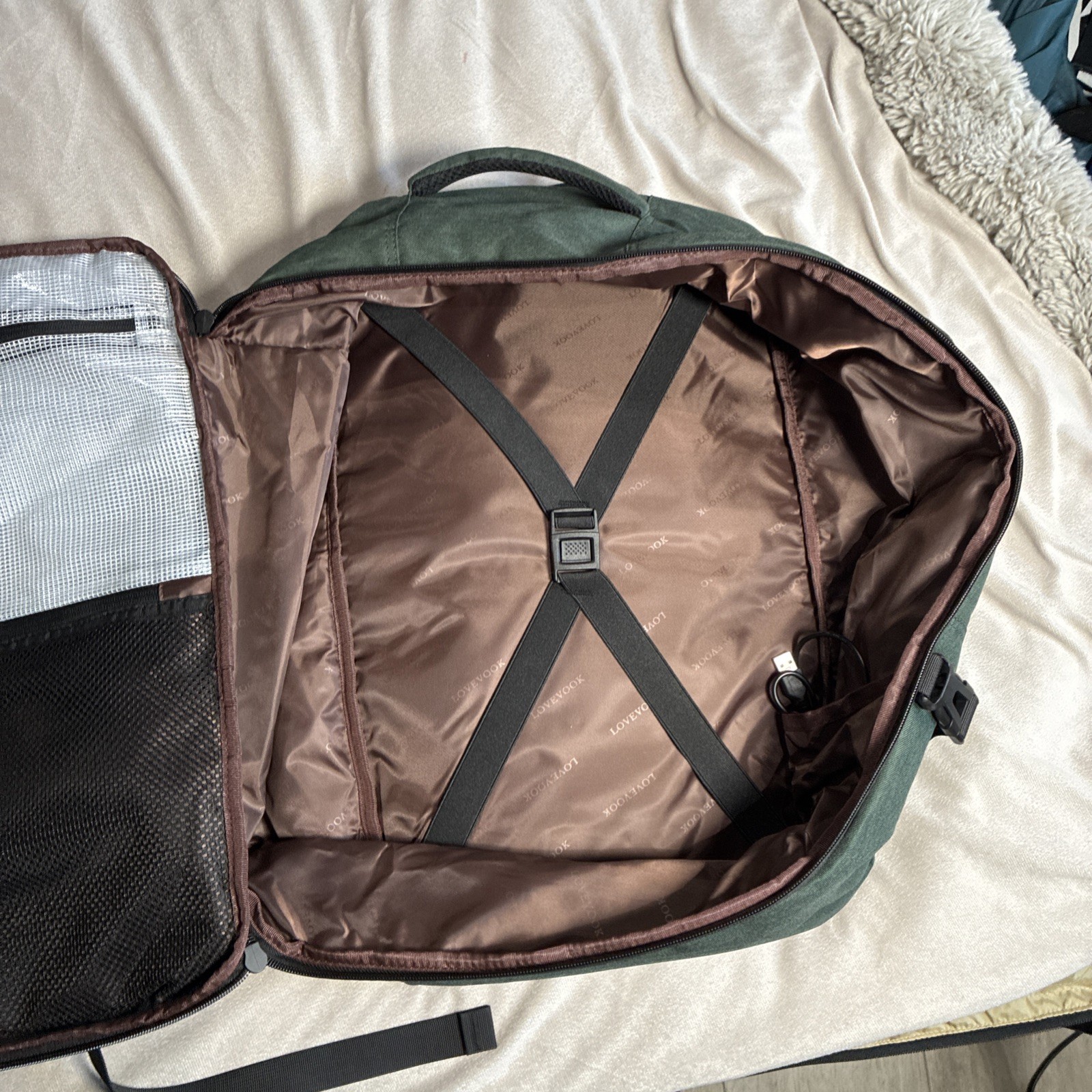 LoveVook Cloudwalker Travel Backpack 30L, 40L Expandable