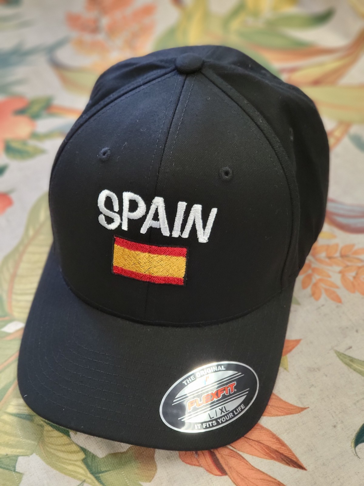 Spain flag embroidered flexfit flex fit baseball cap, National flag cap