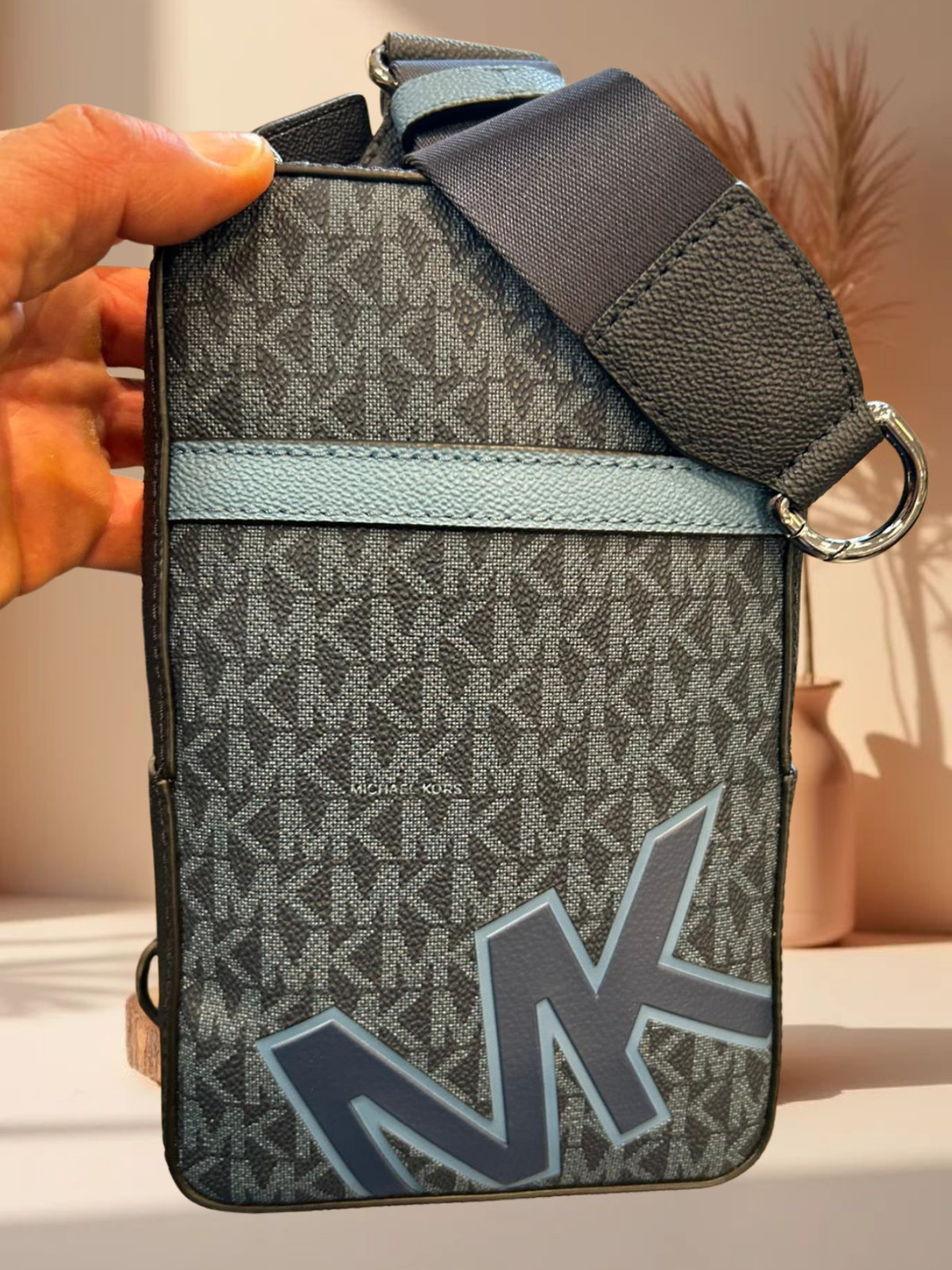 Michael Kors Cooper Medium Signature Logo Crossbody Sling Pack Men Bag Variation