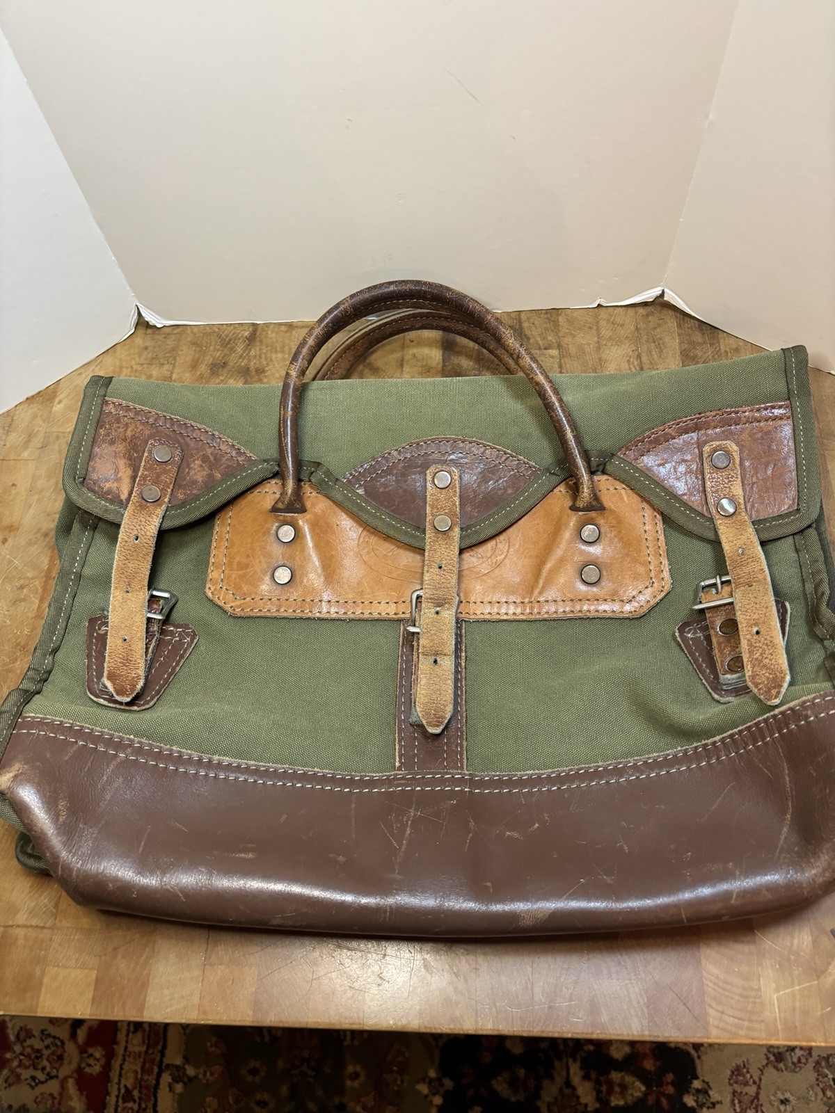 Vtg Orvis Battenkill Olive Canvas & Leather Messenger Briefcase Laptop Bag Used
