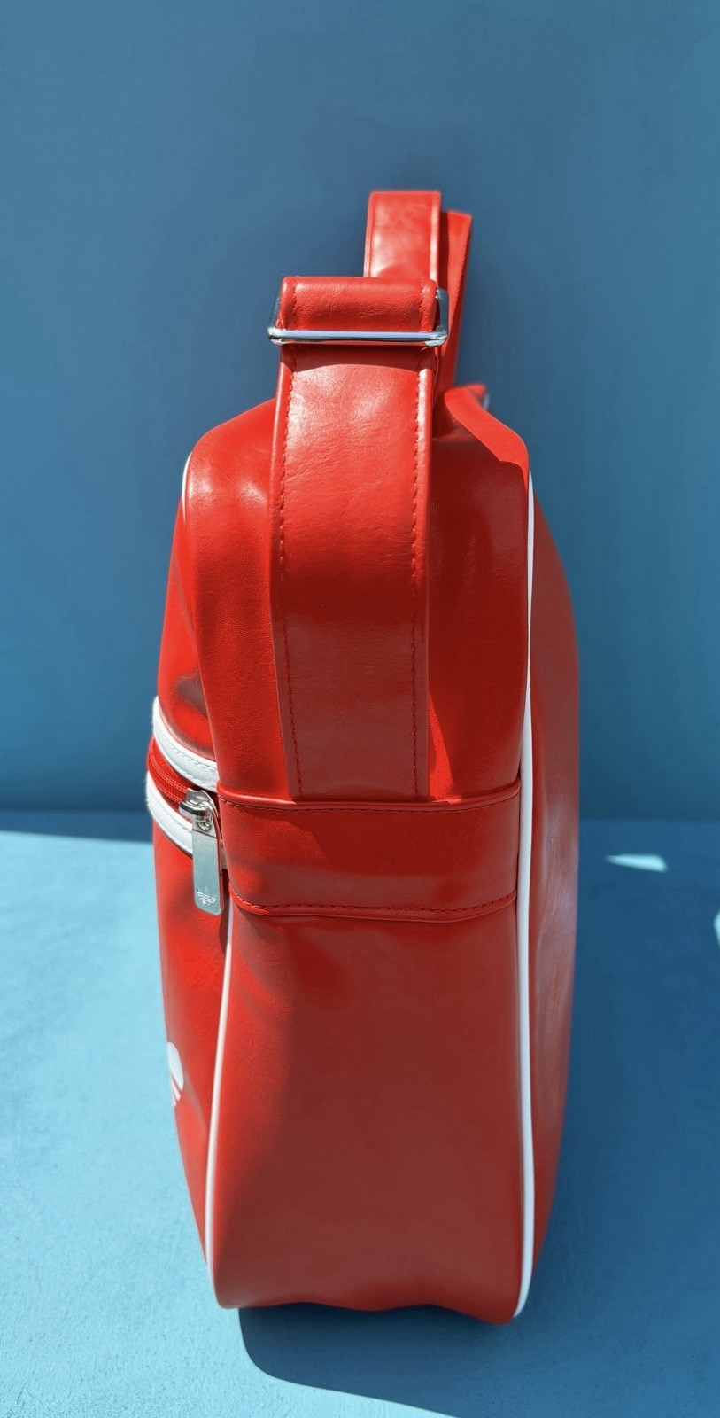 Adidas Unisex OG Airliner Red/White Logo Shoulder Messager Bag 4″X15.25″X11.75″