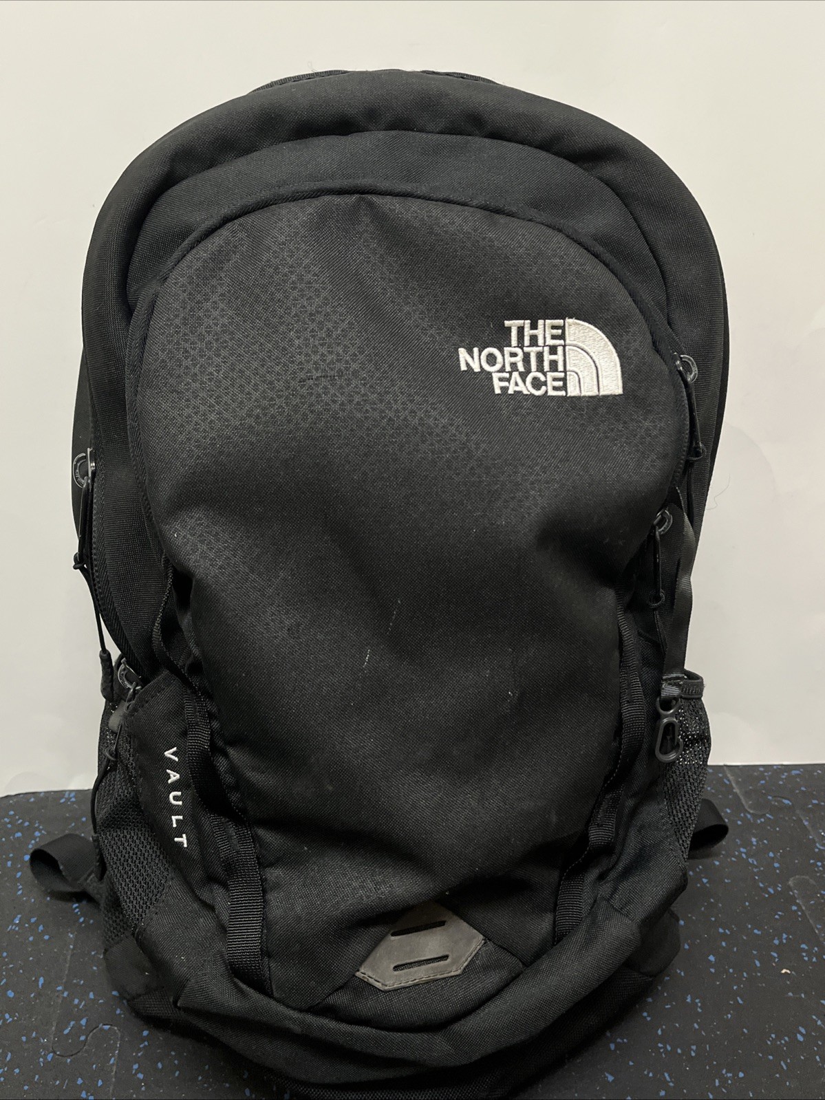 THE NORTH FACE VAULT EVERYDAY LAPTOP BACKPACK BLACK