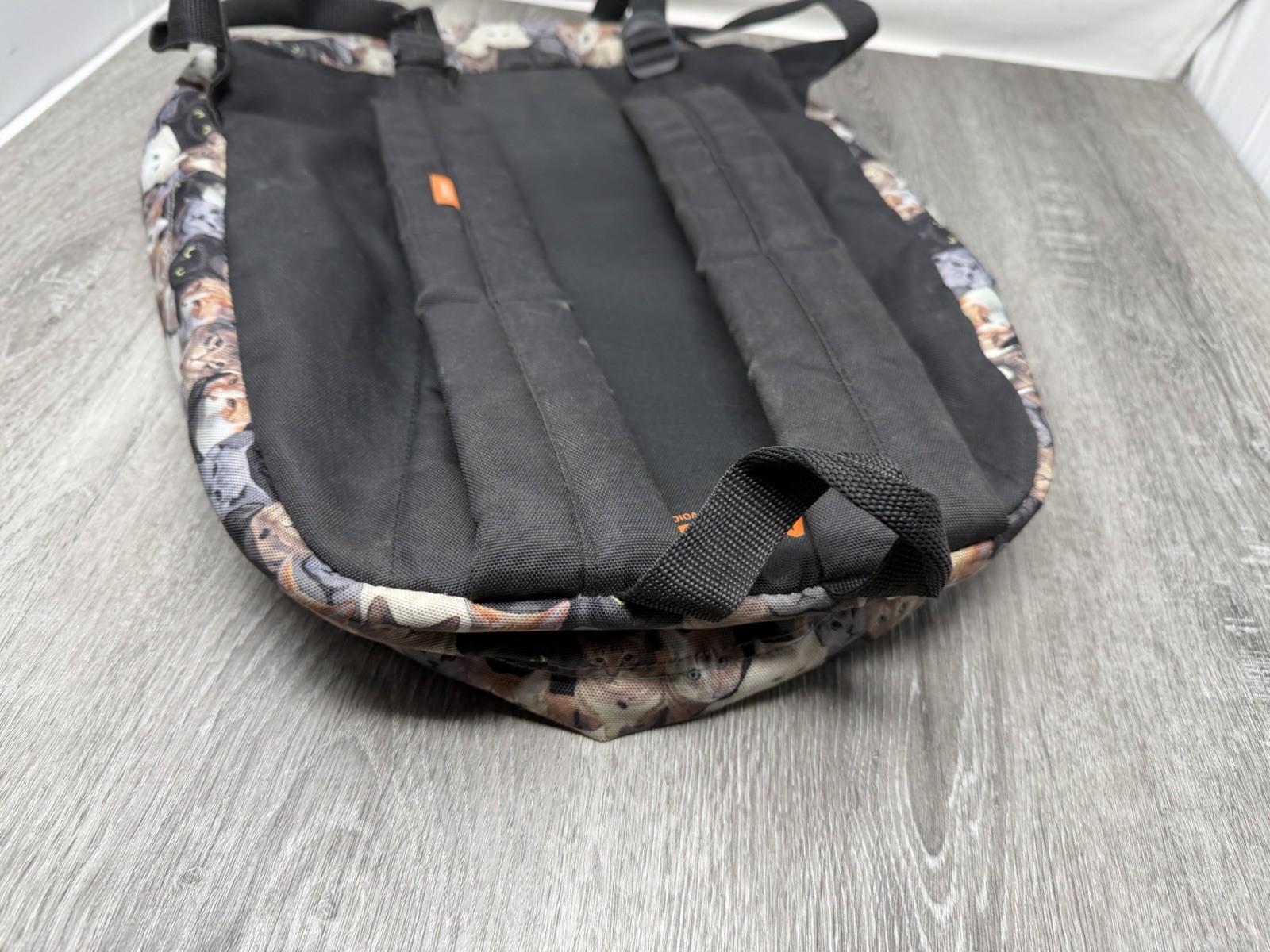 VANS Off the Wall Cat Backpack ASPCA All Over Cat Print Animal Lover Tabby Kitty