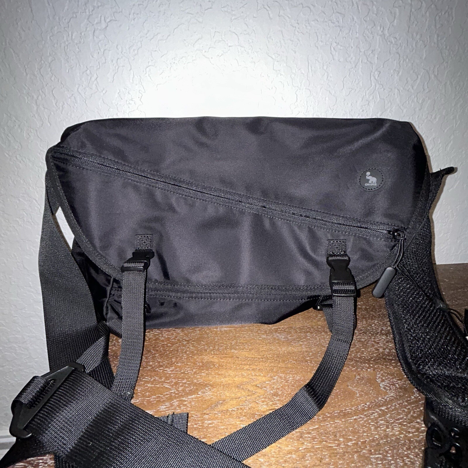 New, Oiwas Versatile Crossbody Messenger Bag Size M