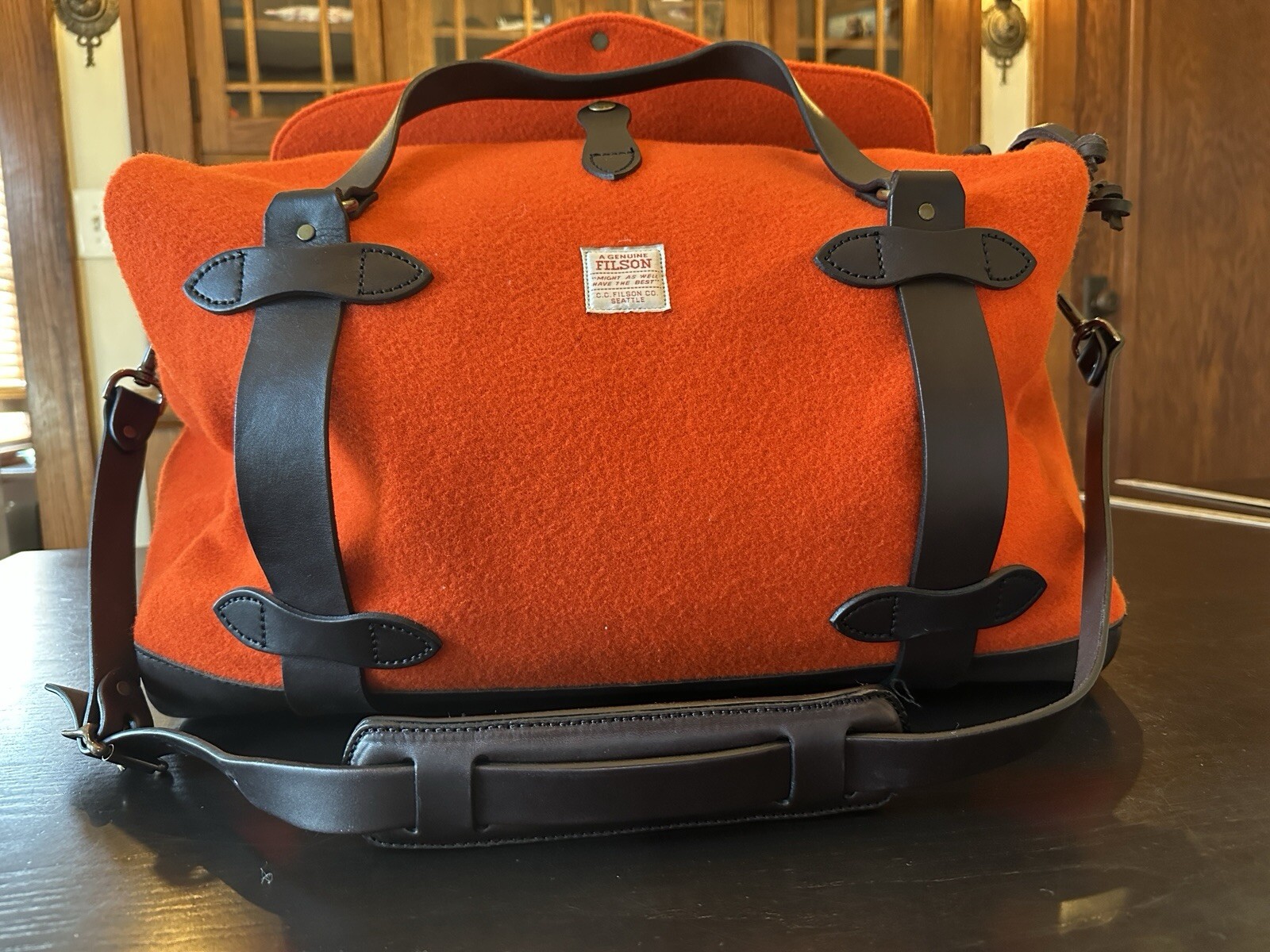 Filson Mackinaw Wool Duffle Medium, Flame, Factory 1st, With Tags #20263593