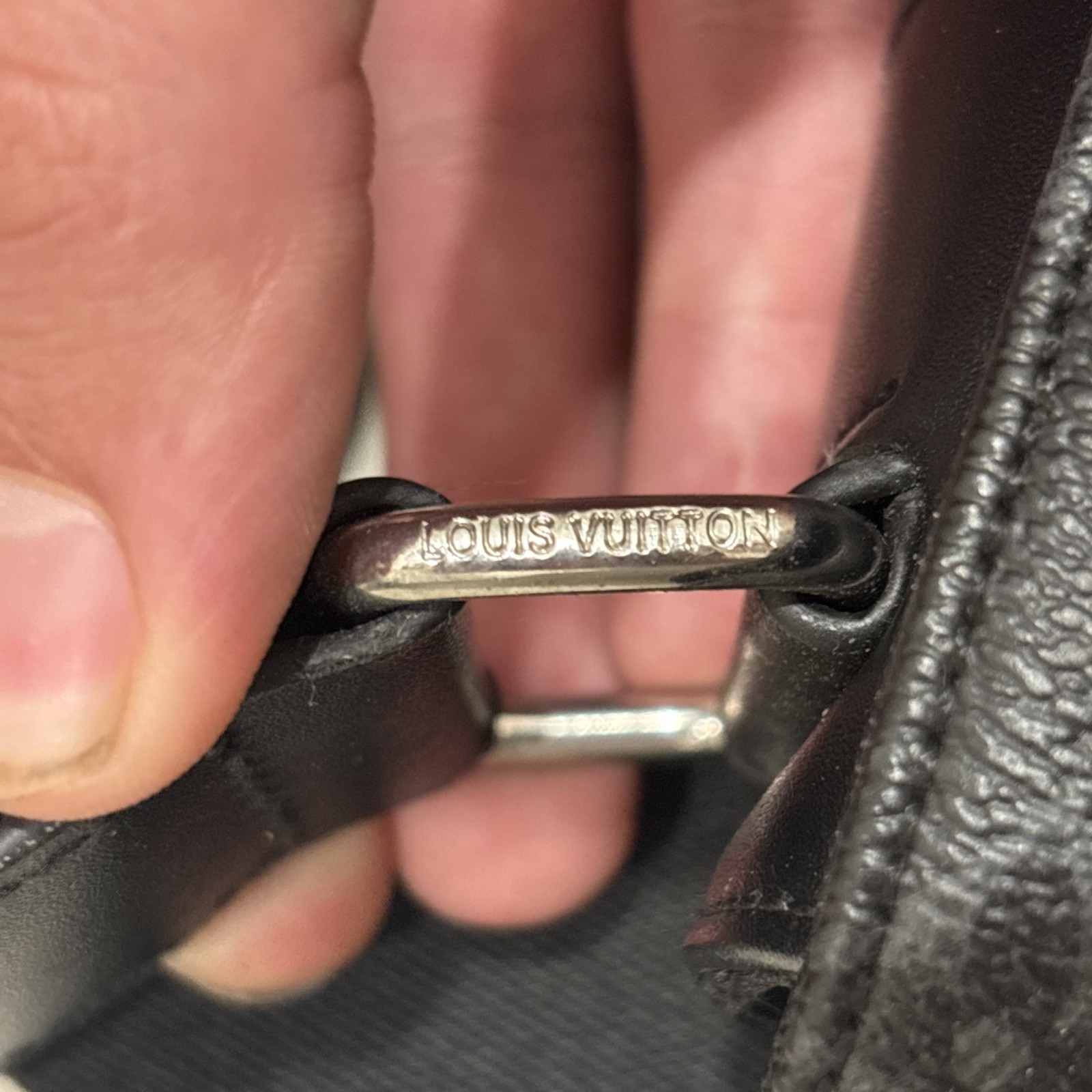 Louis Vuitton Monogram District Messenger Bag Black LV Crossbody Mens Unisex Bag