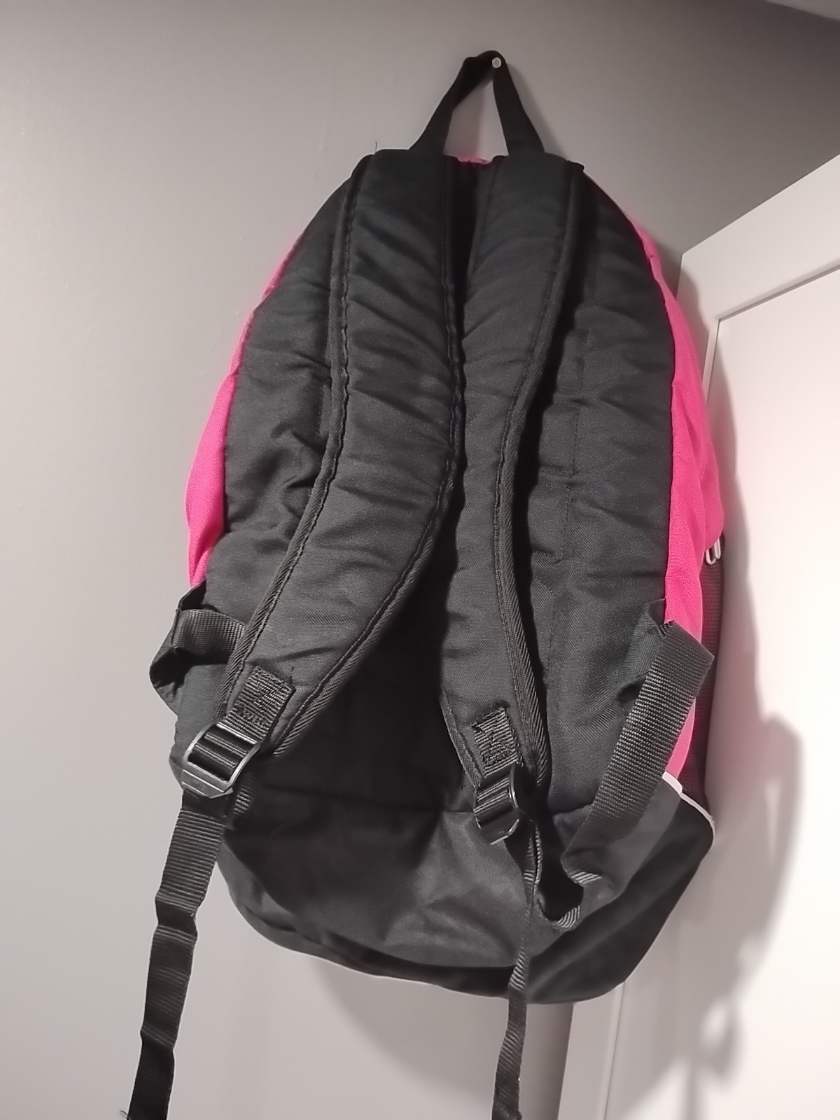 Nike Brasilia 6 XL Backpack Gym Bag Pink Black White 4 Sets Zippers