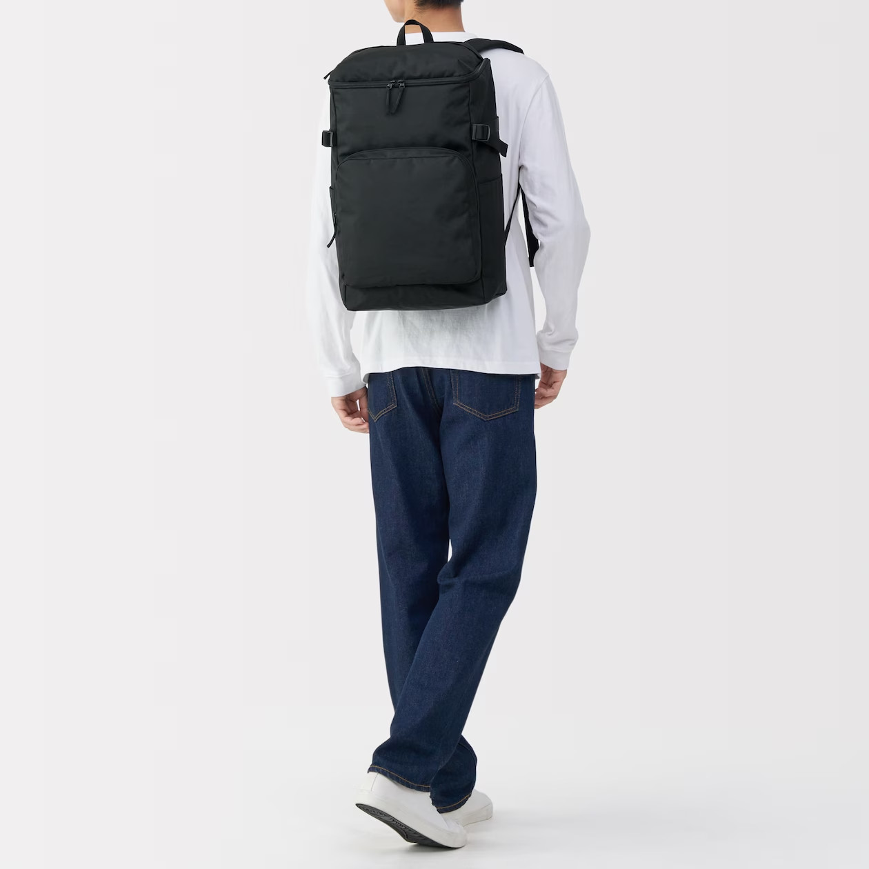 MUJI Water-Repellent Top-Loading Backpack 28-Litter 7-Pocket Unisex NWT