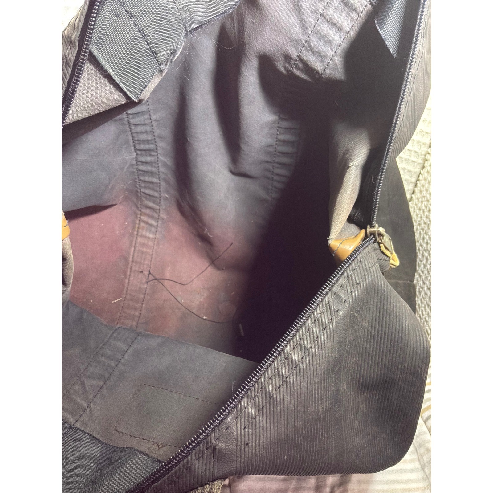 [Gorpcore] Unisex Chanterelle Duffle Bag Large Black Ribbed Rubber Leather