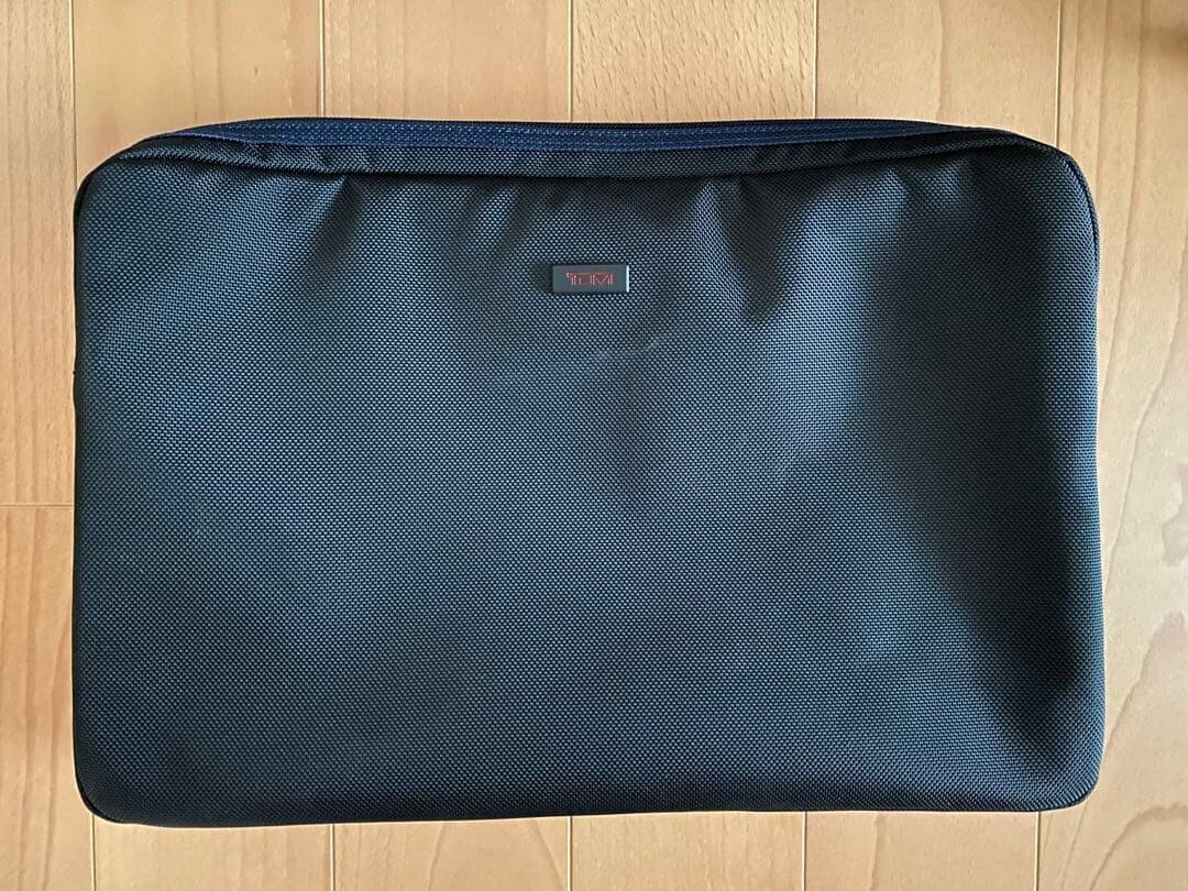 Tumi 26141D2 Expandable Black Nylon Briefcase Leather Handles Laptop Bag 40cm