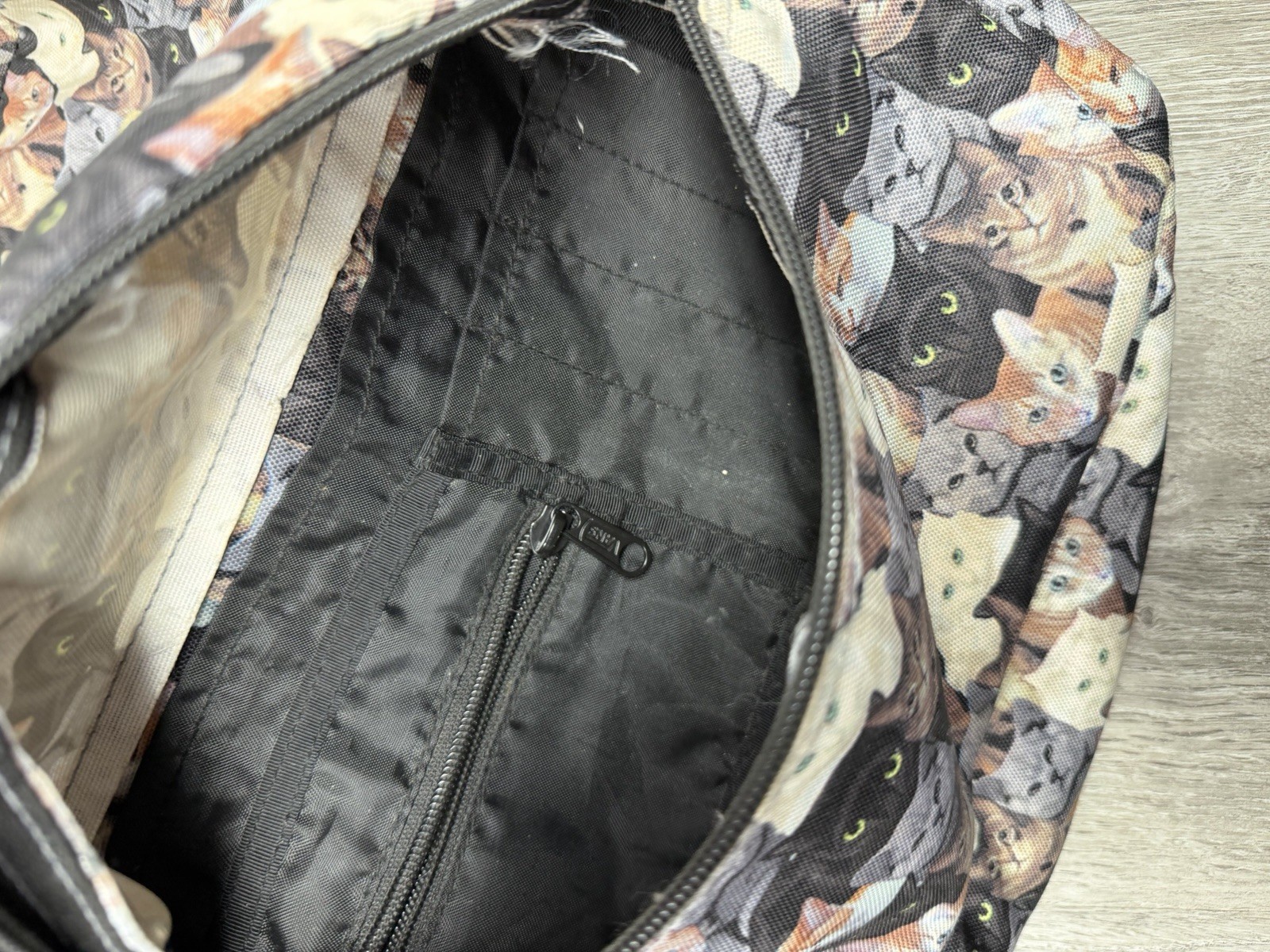 VANS Off the Wall Cat Backpack ASPCA All Over Cat Print Animal Lover Tabby Kitty
