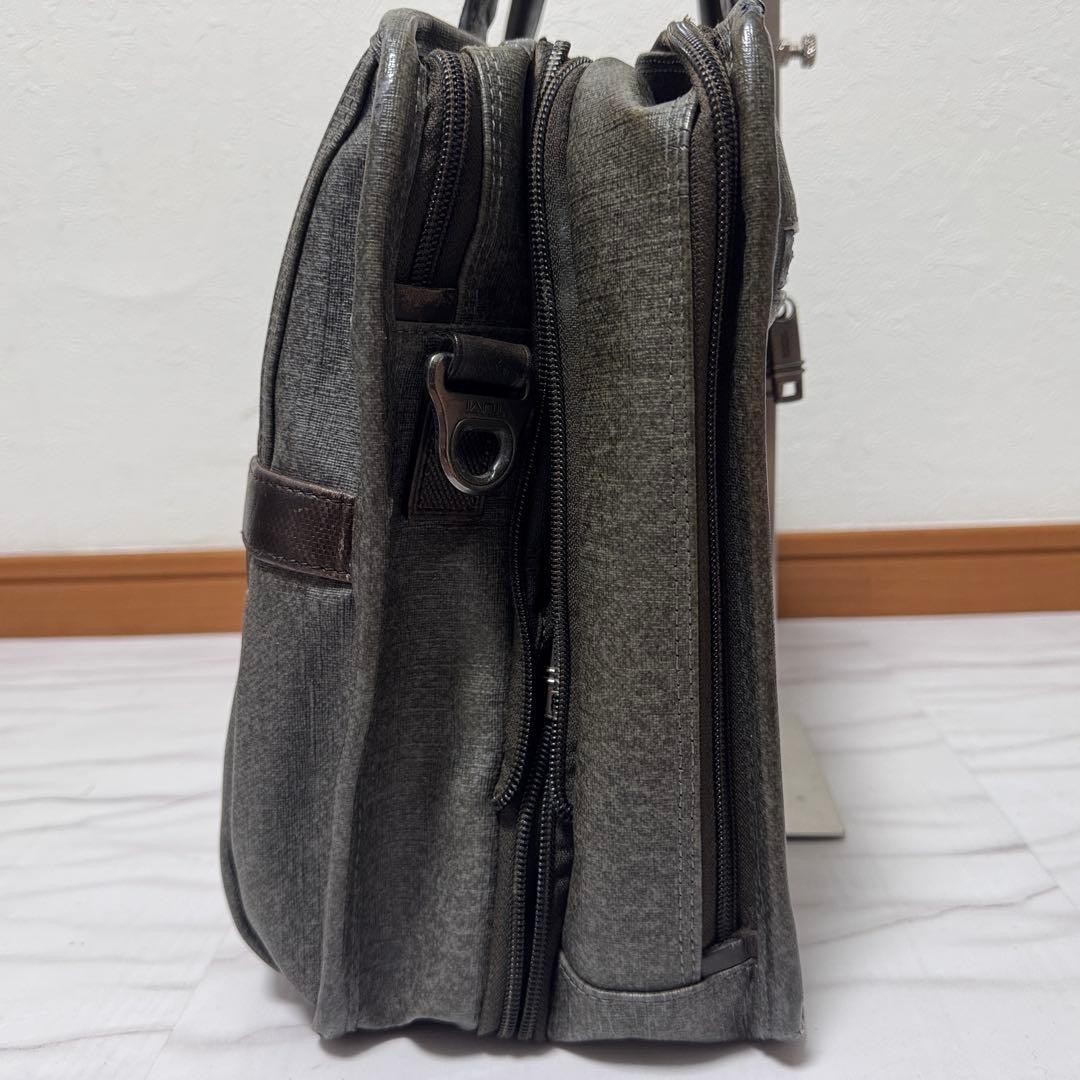 TUMI 26141EG2 Alpha 2 Expandable 2Way Briefcase Gray Brown Business Bag Shoulder