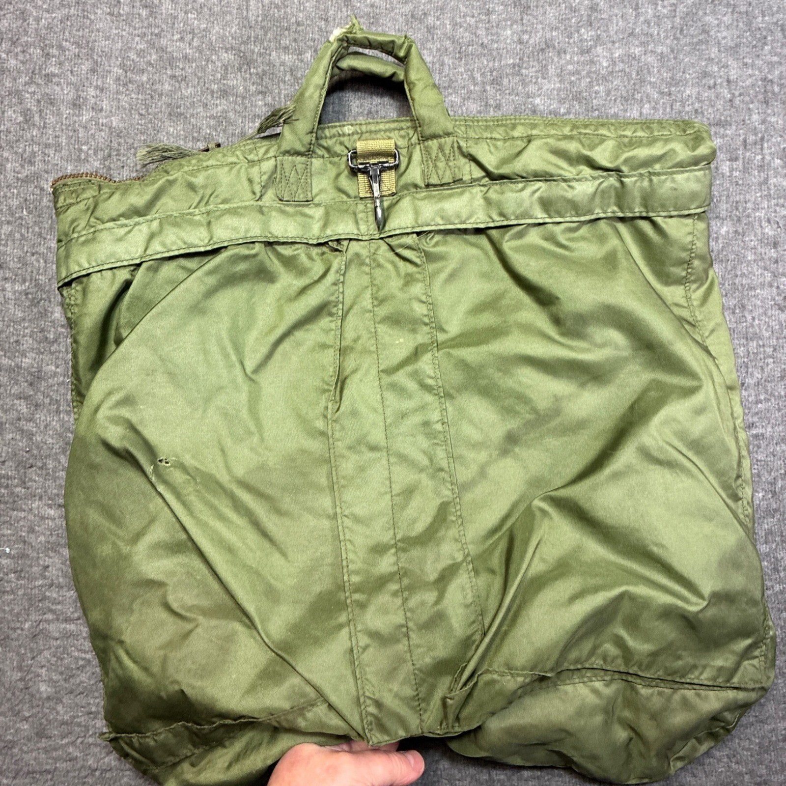 General Fabrics Corp Flyer’s Helmet Bag Unisex OS Olive Green Vintage 1980
