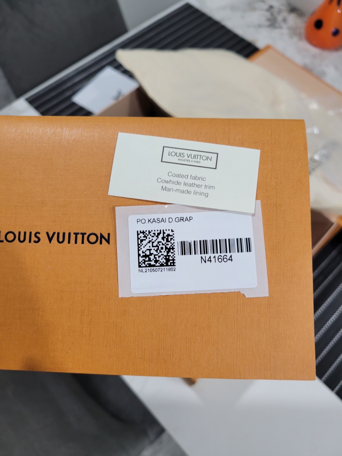 Louis Vuitton Damier Graphite Kasai Clutch — Like New!!