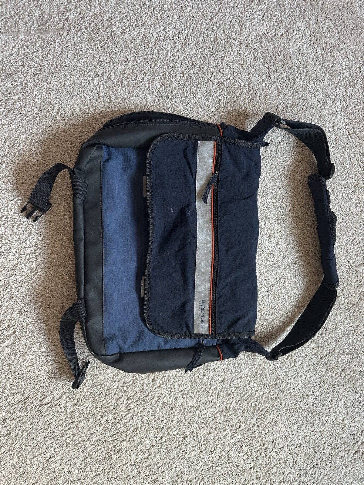 American Eagle Outfitters Blue Messenger Bag Adjustable Strap,Side Pockets