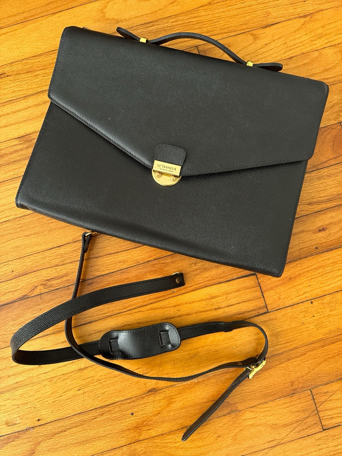 Le Tanneur Locking Leather Briefcase with Key Made in France Pebble Finish
