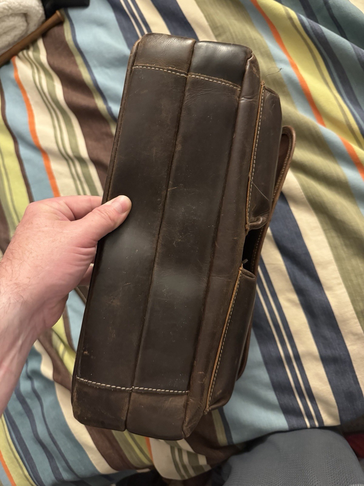 Pilot Buffalo Leather Carry On 2 Compartment Bag w/ Shoulder Strap Messenger