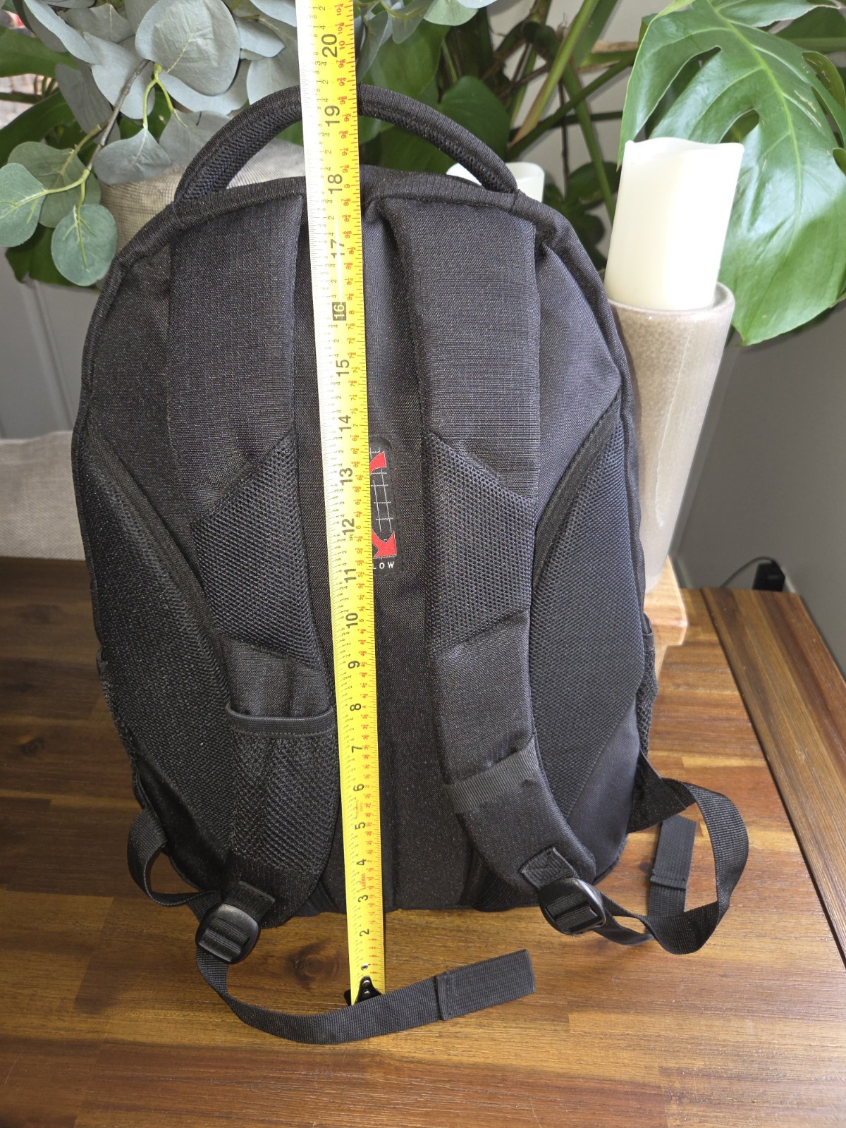 Swiss Gear Black Multi Pocket Laptop Computer Airflow Cushioned Backpack