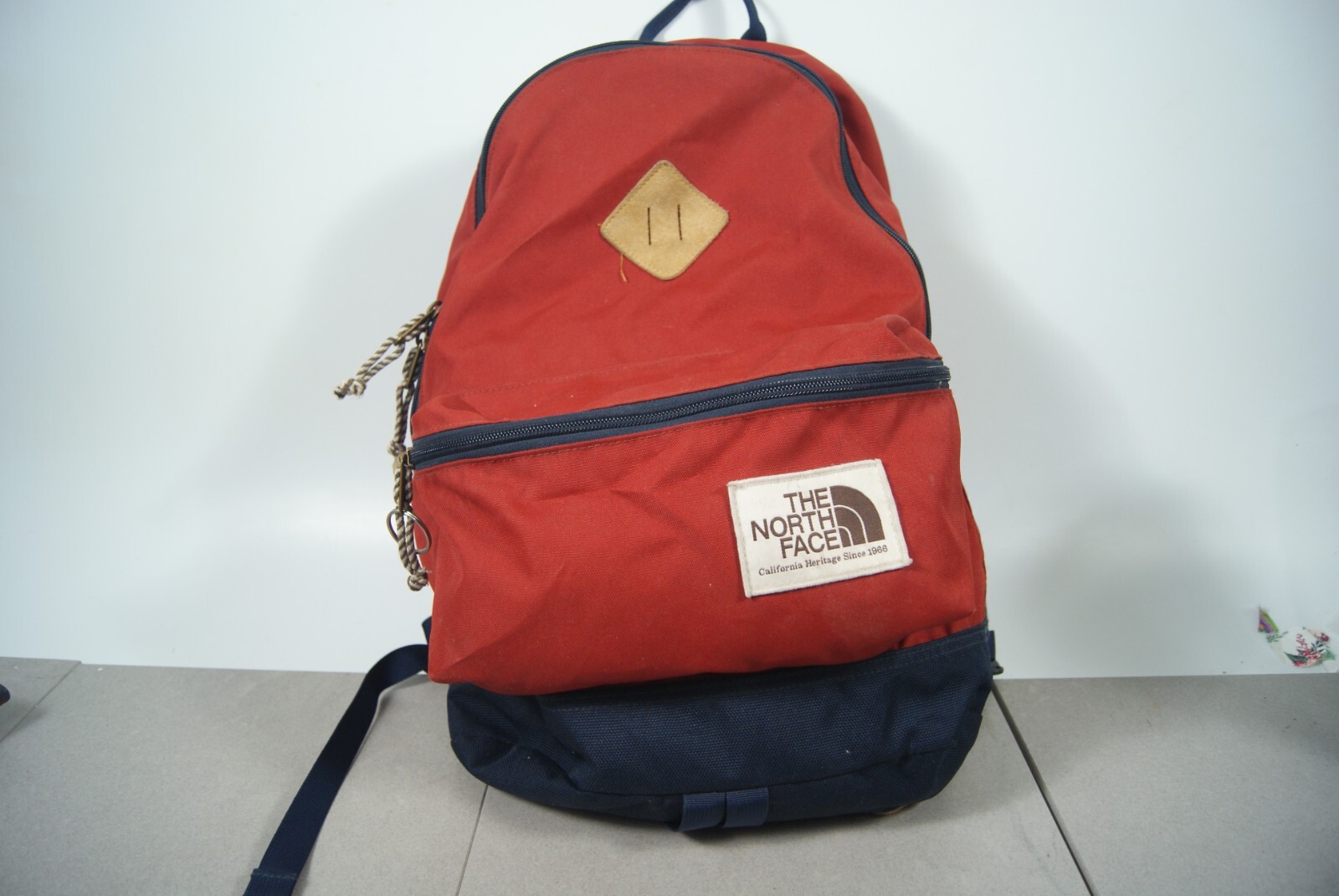 Vintage The North Face Day Pack Teardrop Backpack Brown Label Red/Blue