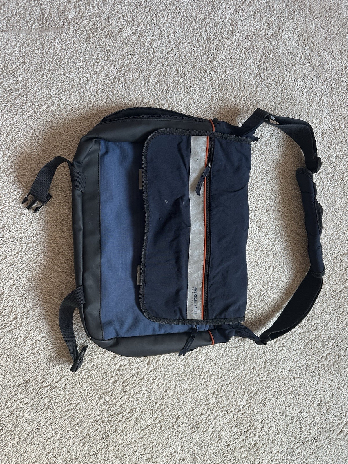 American Eagle Outfitters Blue Messenger Bag Adjustable Strap,Side Pockets