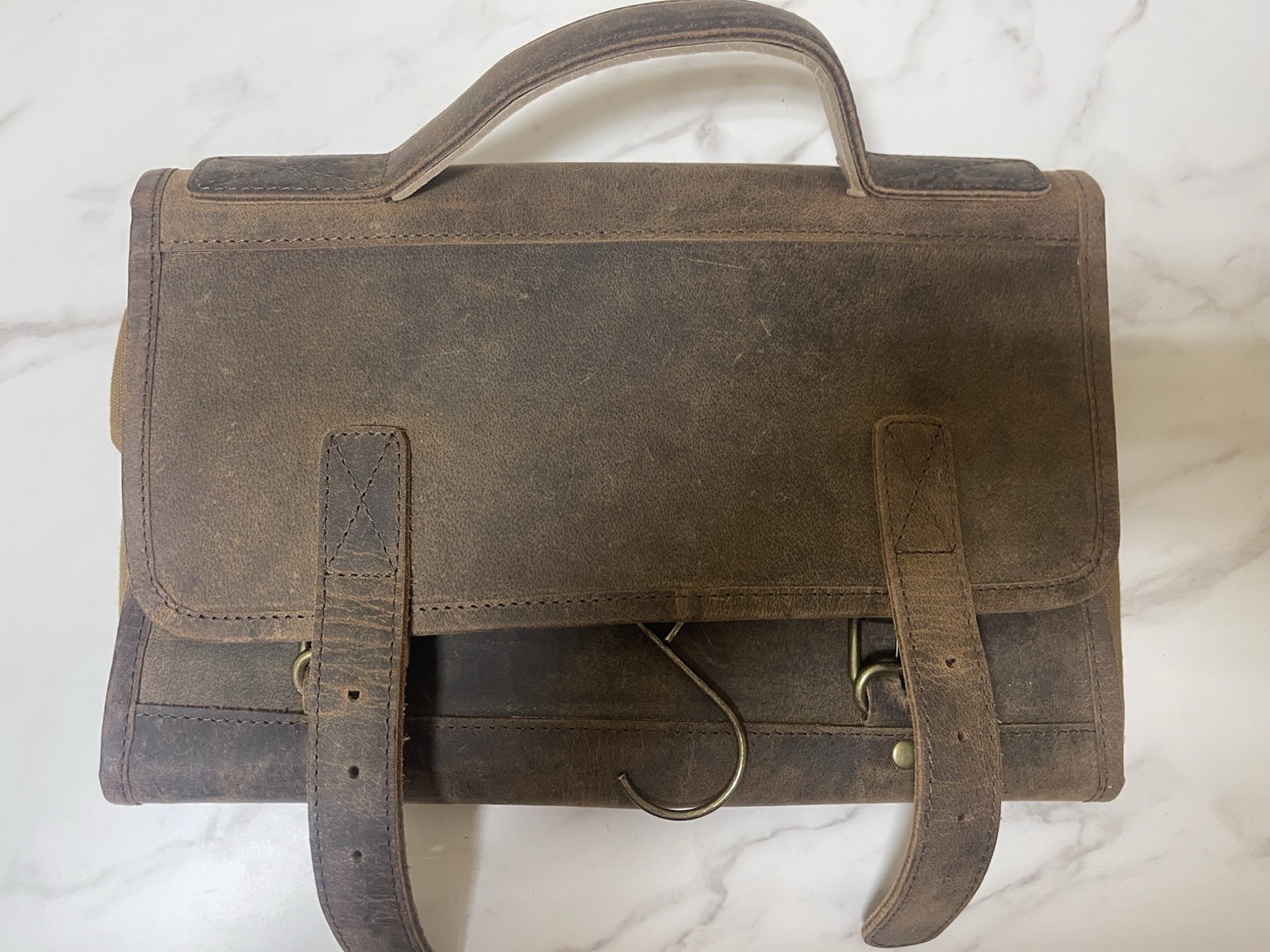 Komalc® Genuine Buffalo Leather Hanging Toiletry Distressed Tan