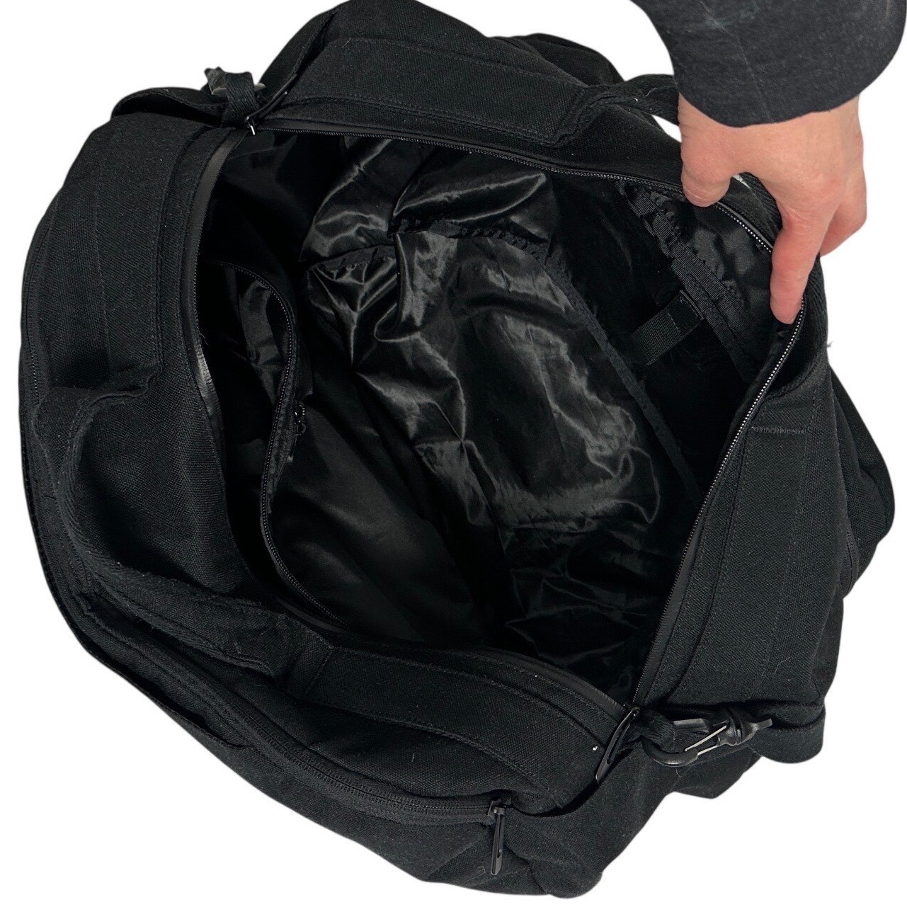 Lululemon Command The Day Black Duffle Bag 40L Unisex Travel Laptop