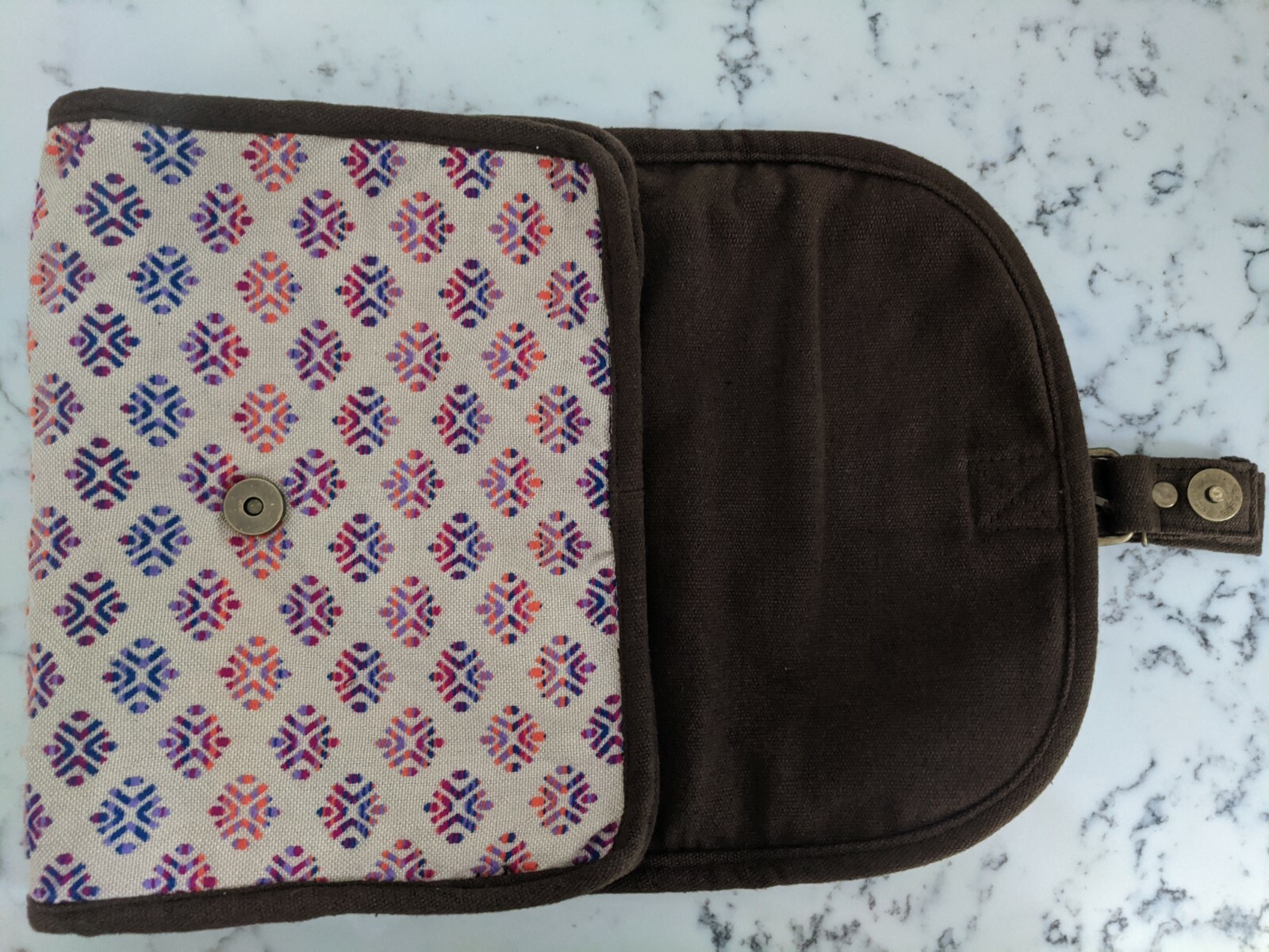 Canvas Pouch with Two Large Zipper Pockets and Magnetic Snap for Folding