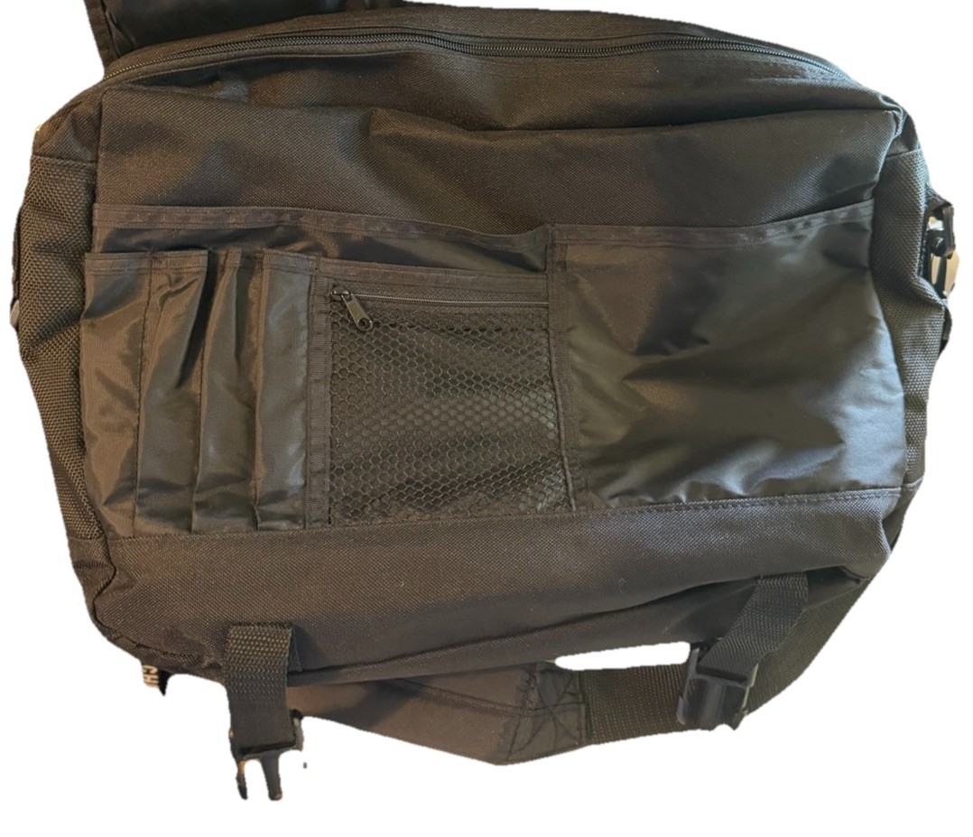 Cheetah Sport bag Messenger Computer black shoulder strap Approx 18”L RN87429