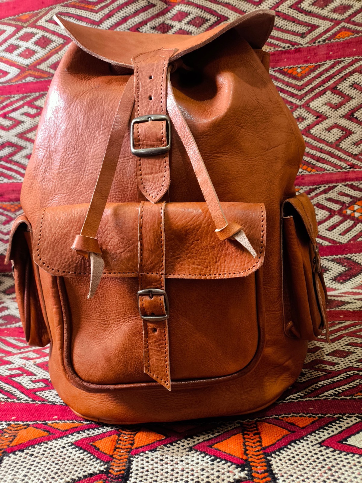 Authentic Handmade Moroccan Leather Backpack This beautiful backpack is handcraf