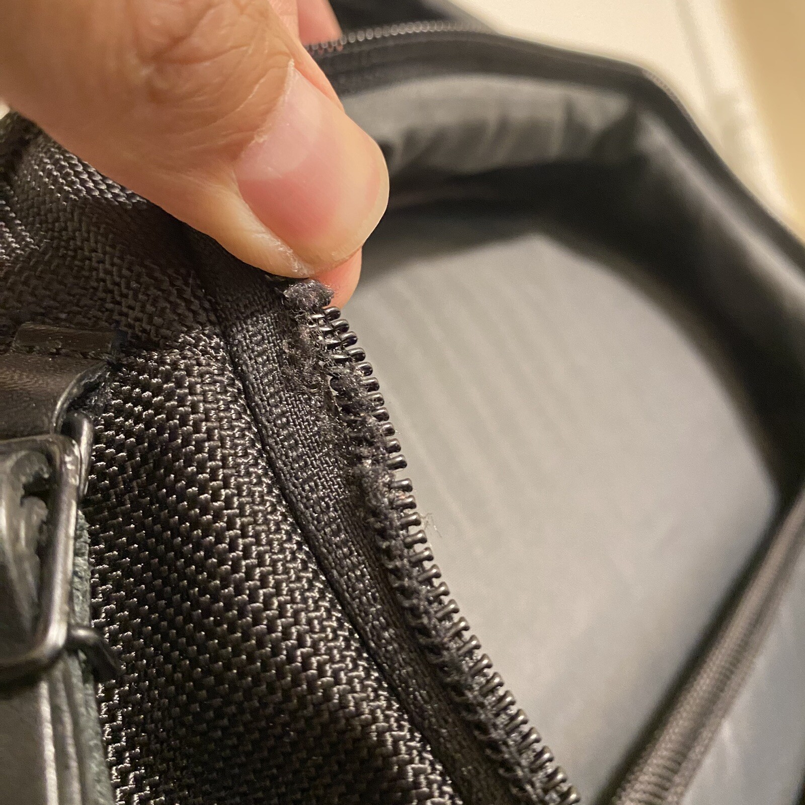 Tumi Corporate Collection Backpack Ballistic Nylon NO Company LOGO – READ ZIPPER