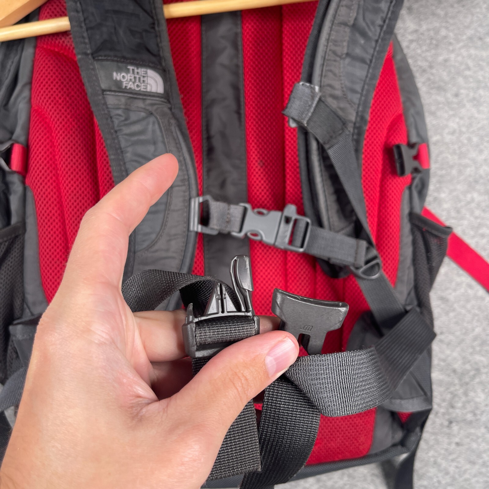 The North Face Recon Backpack Padded Hiking Travel School Laptop Grey